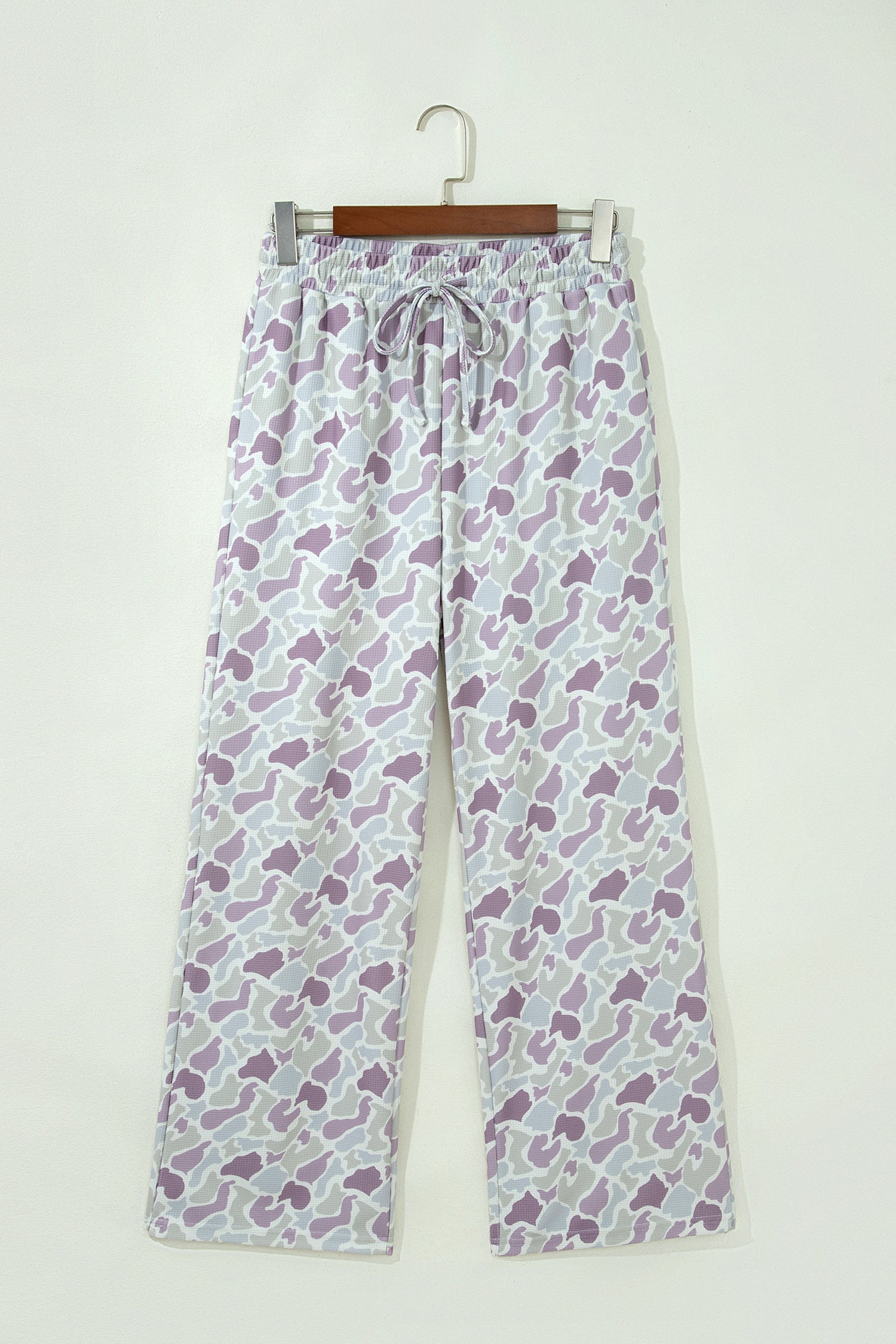 Drawcord Camo Print Waist Easy-Fit Fit Full Length Pants in Green