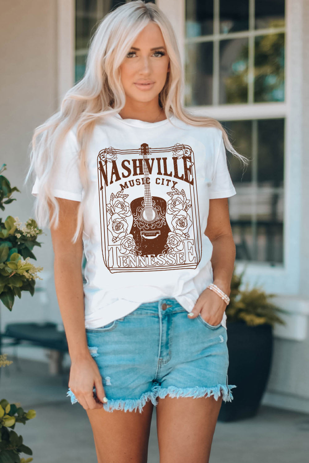 Women's NASHVILLE MUSIC CITY Graphic-Print Crew Neck Tee