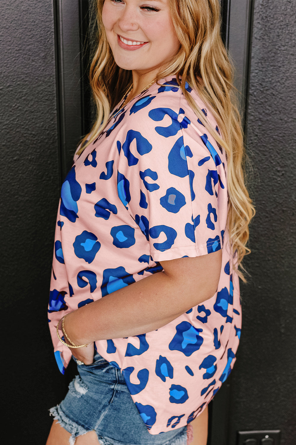 Women's V Neck Plus Size Leopard-Print Print Tee