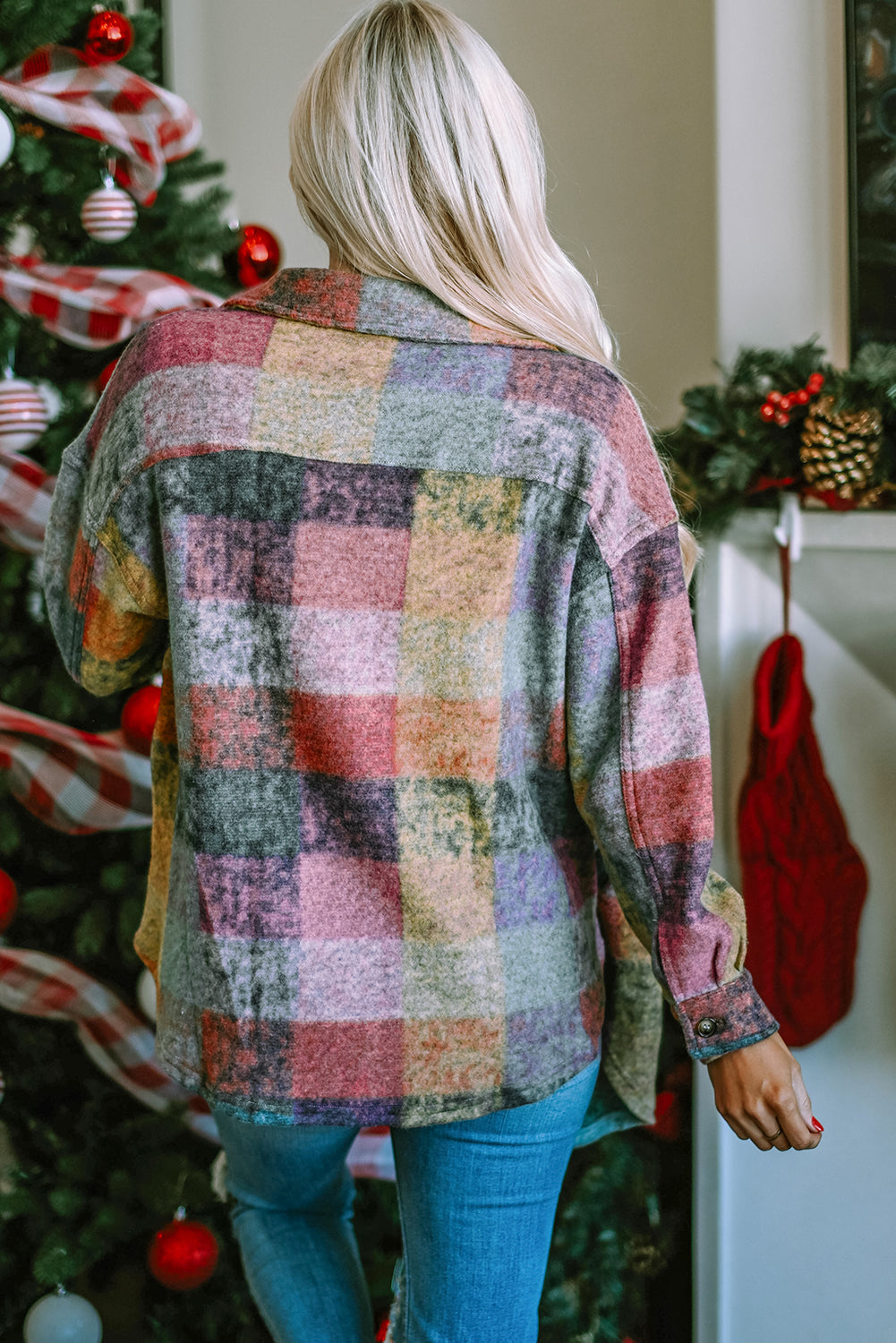 Women's Shacket Featuring Oversize Brushed Plaid Pocket-Detail