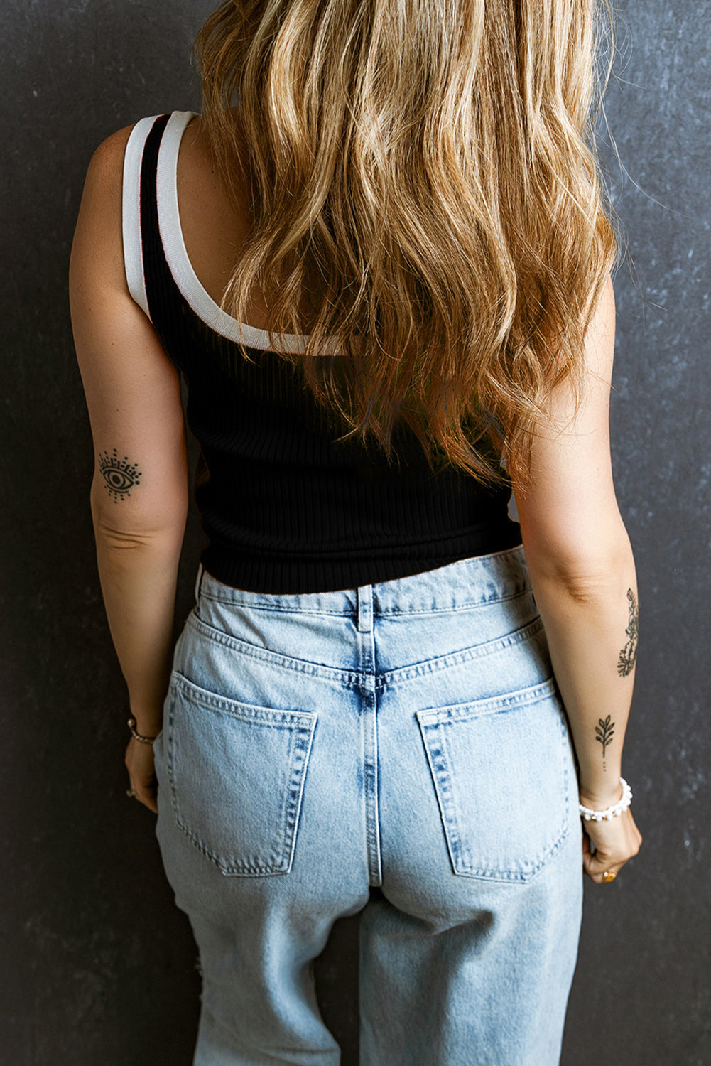 Women's U Neck Edge Rib-Knitted Tank Top