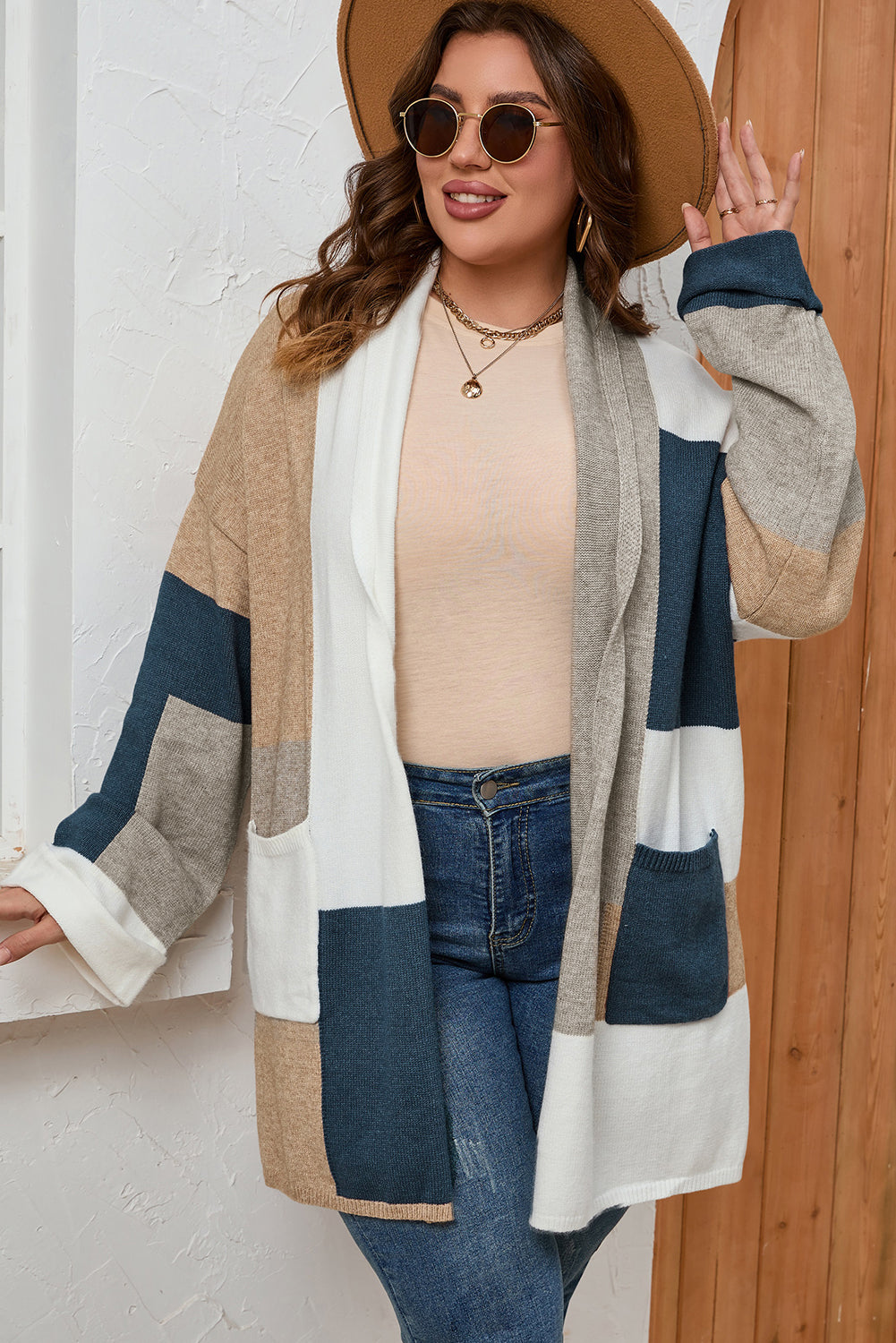 Women's Knit Cardigan with Color-Block Plus Size