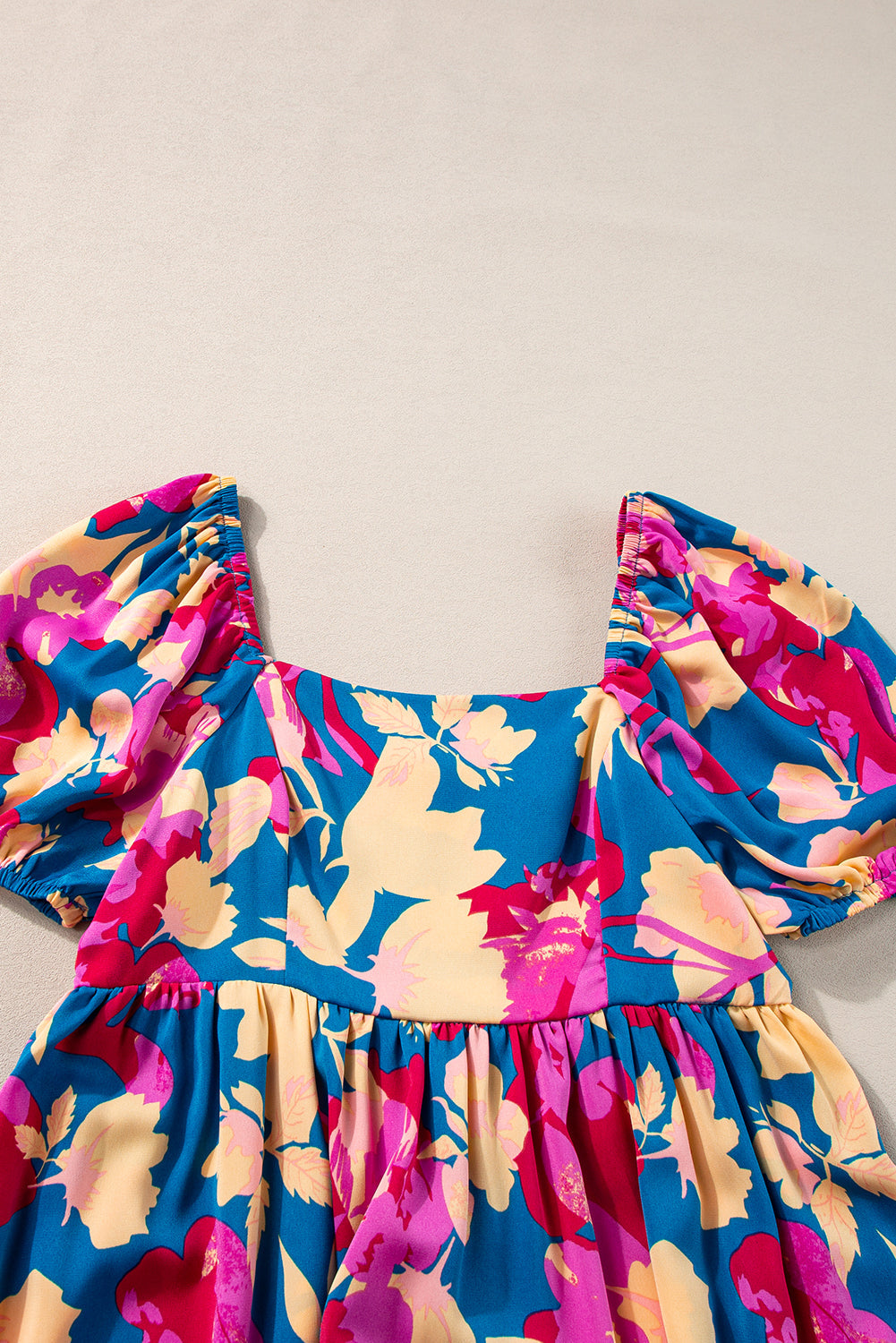 Women's Dresses with Square Neck Bubble Sleeve