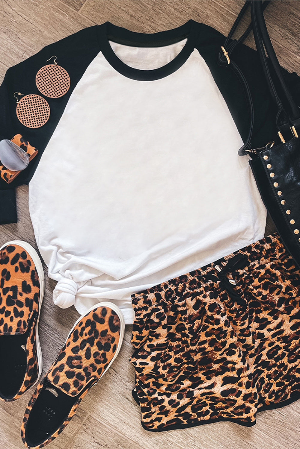 Women's Top with Raglan-Sleeve Pullover