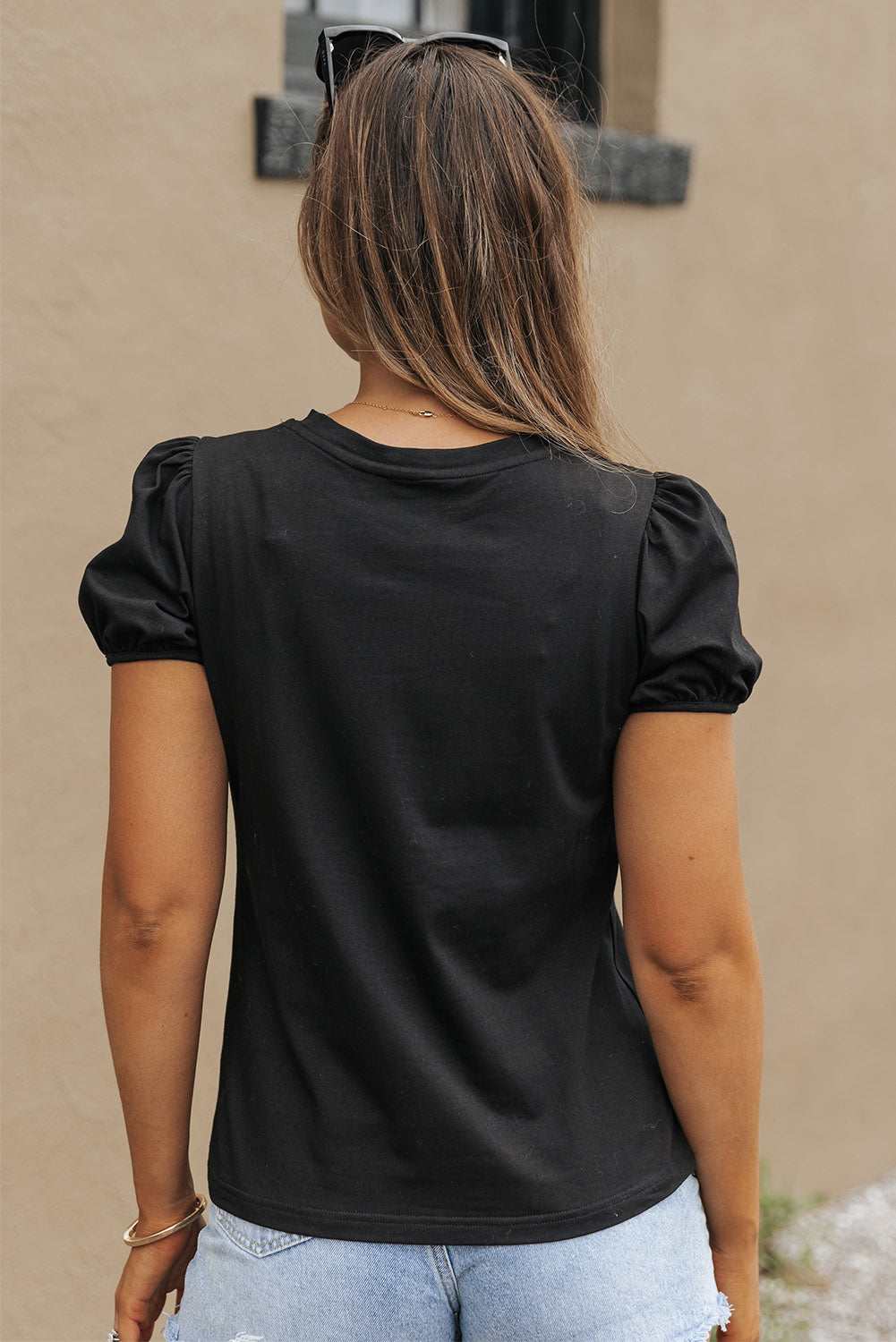 Women's Embroidered Flower Balloon Sleeve Tee