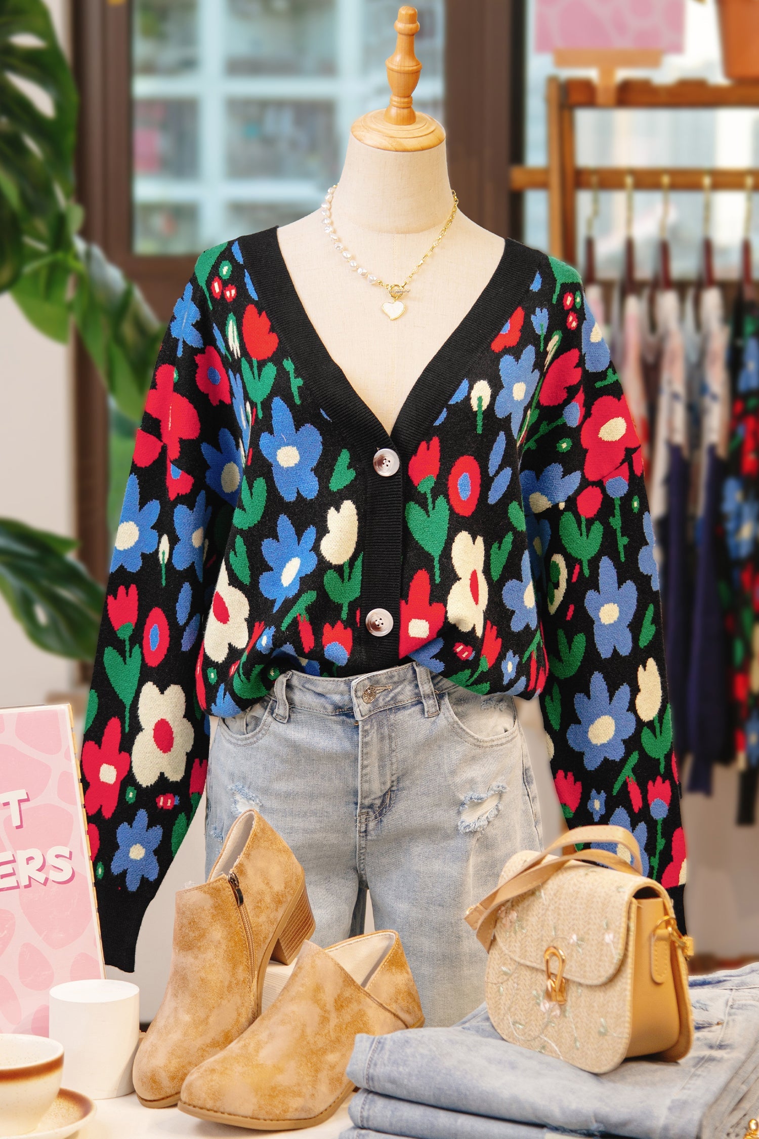 Floral-Print Short V-Neck Button-Front Cardigan Knit Top in Black