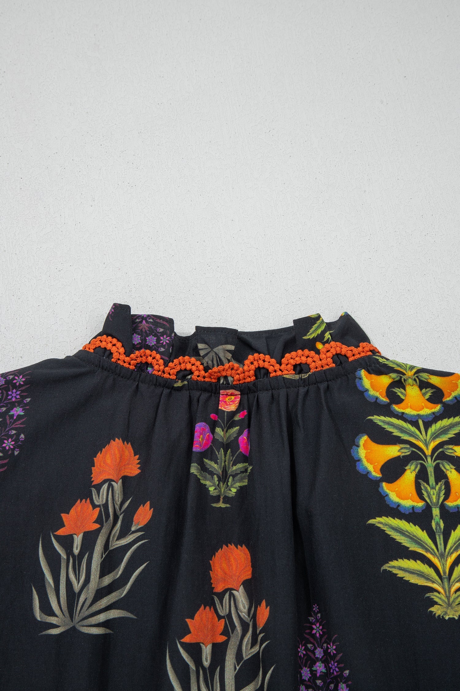 Lace Trim Floral-Print Trim Frilled Short-Sleeved Shirt
