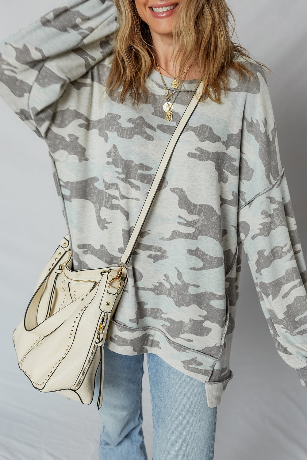 Retro Camouflage Print Exposed Seam Patchwork Drop-Shoulder Sweatshirt