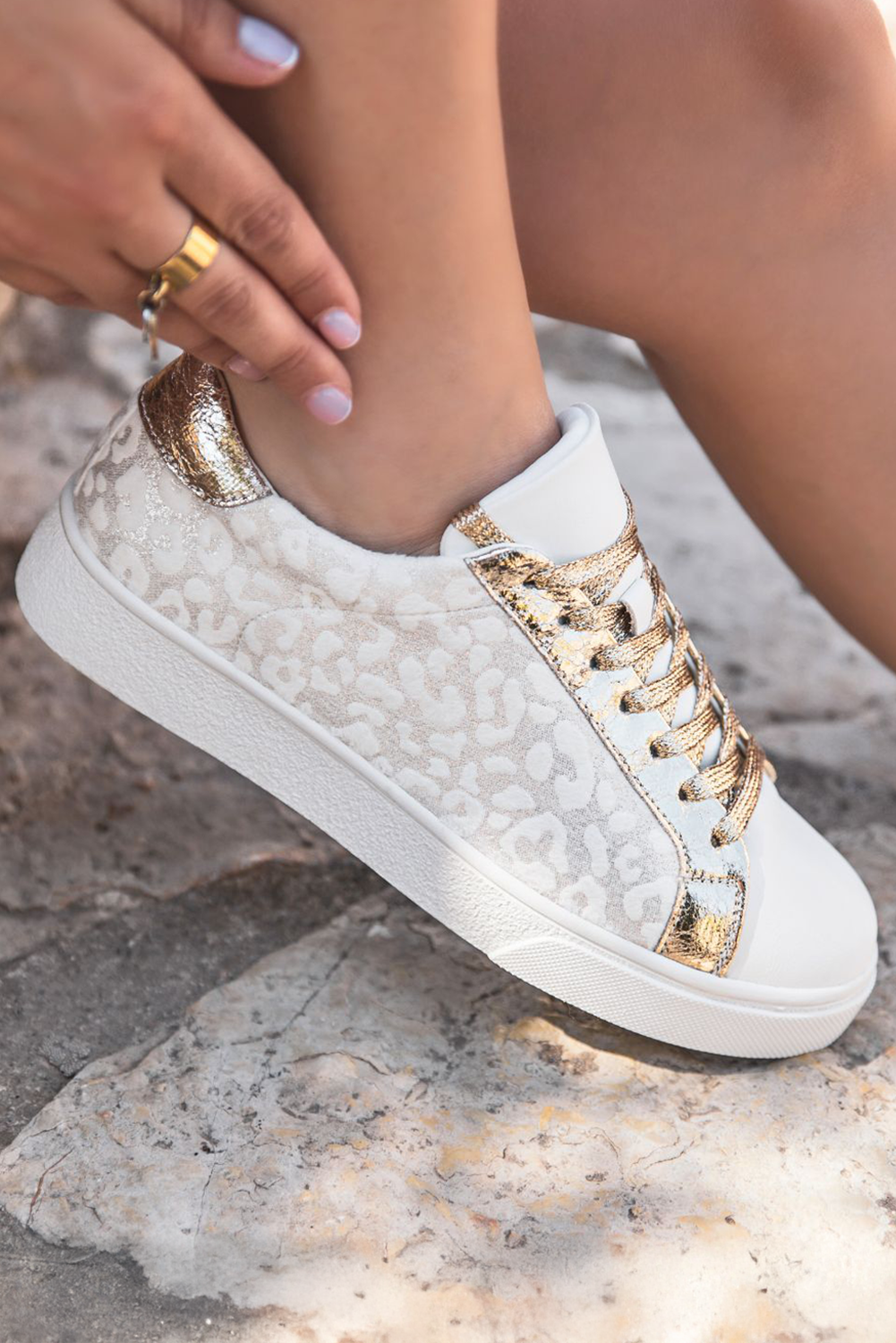 Patched Leopard-Print Glitter PU Leather Lace-up Shoes
