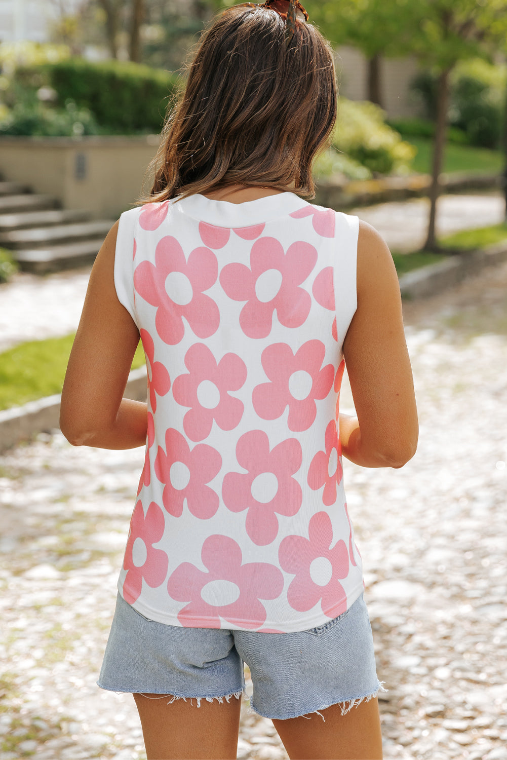Women's Tank Top Featuring V Neck Cute Flower Knitted