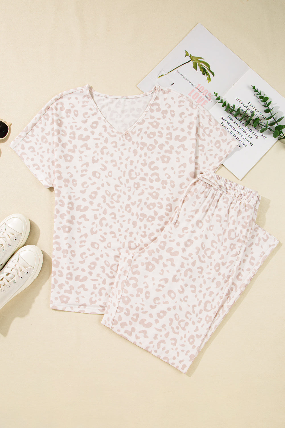 Tee Cheetah V-Neck and Pants Lounge Set