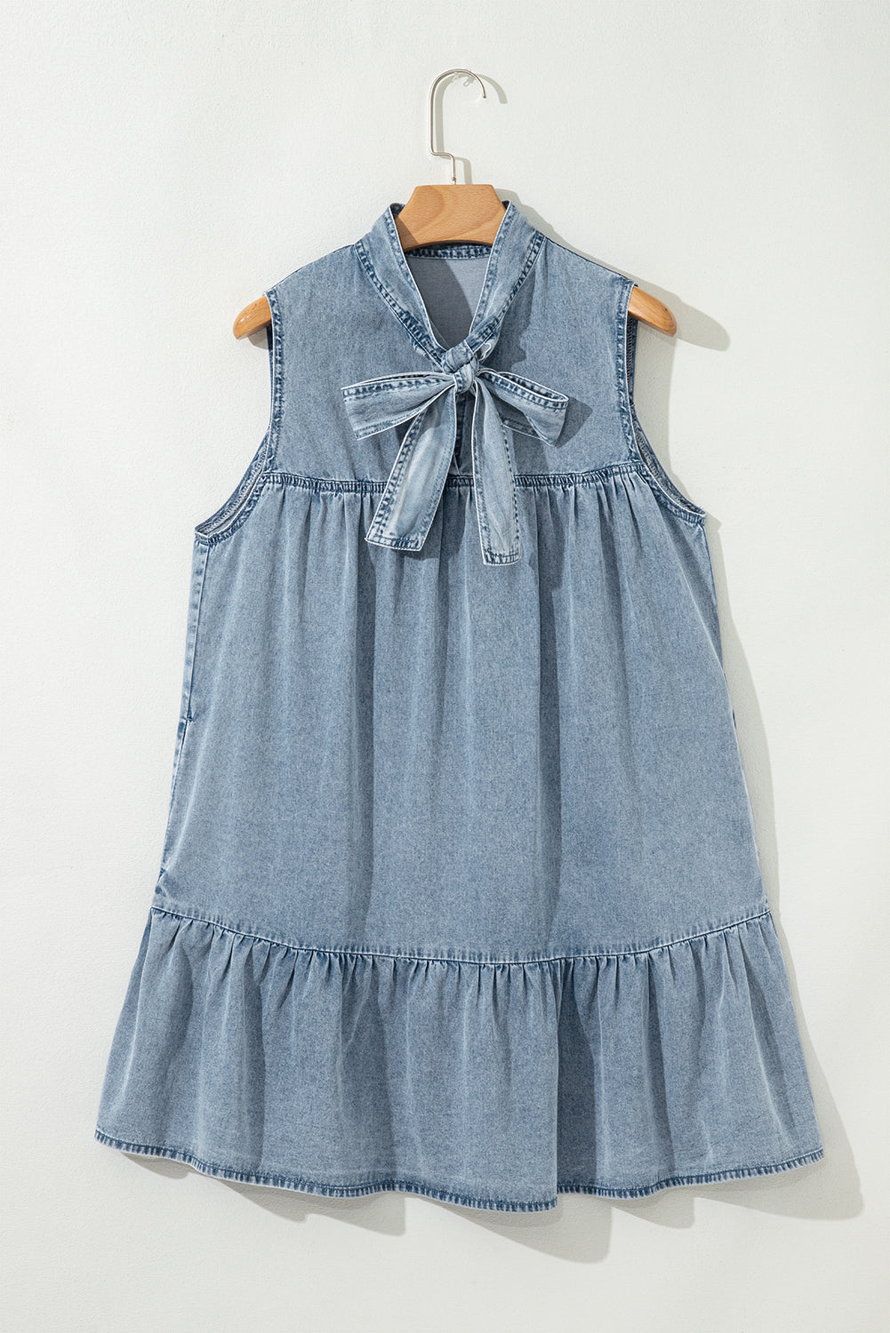 Sleeveless Bowknot Neck Ruffled Chambray Dress