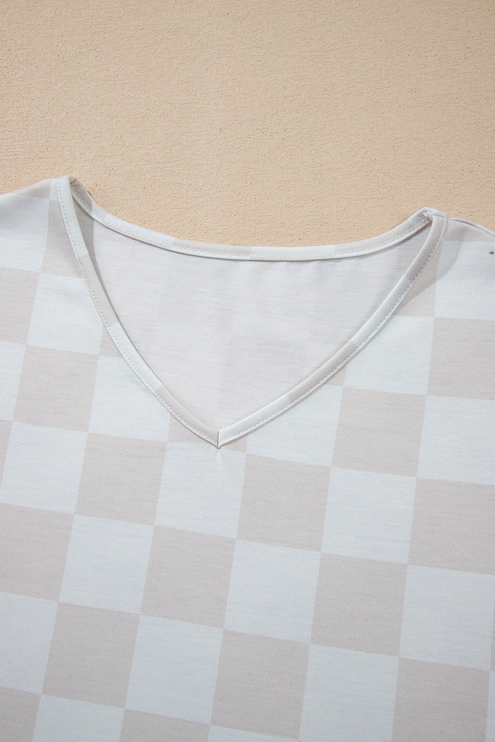 Tee Checkered V-Neck Drawcord Shorts Lounge Set Style