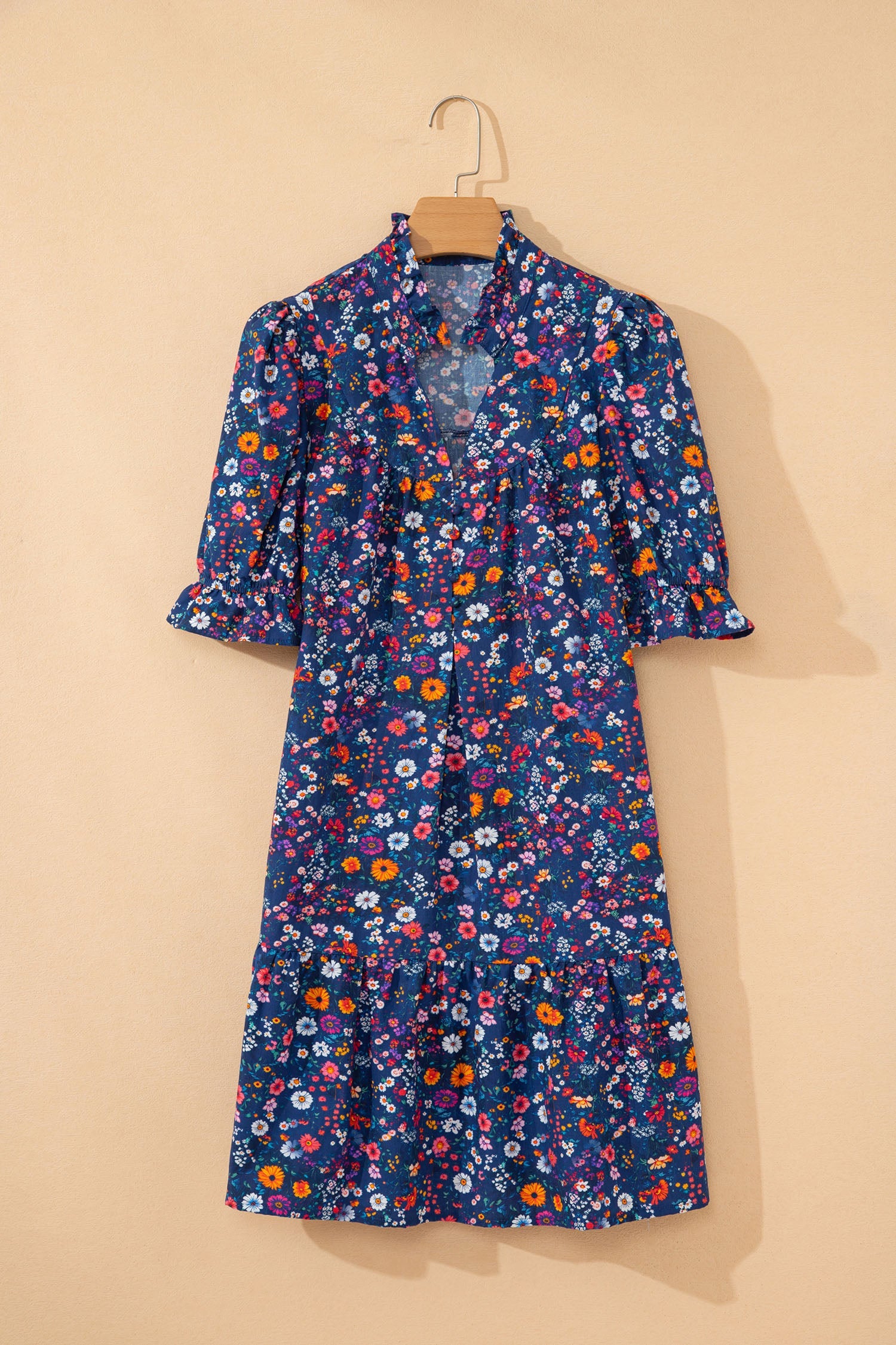 Floral Wild Daisy Split Neck Short Puff Sleeve Mini Dress in Blue