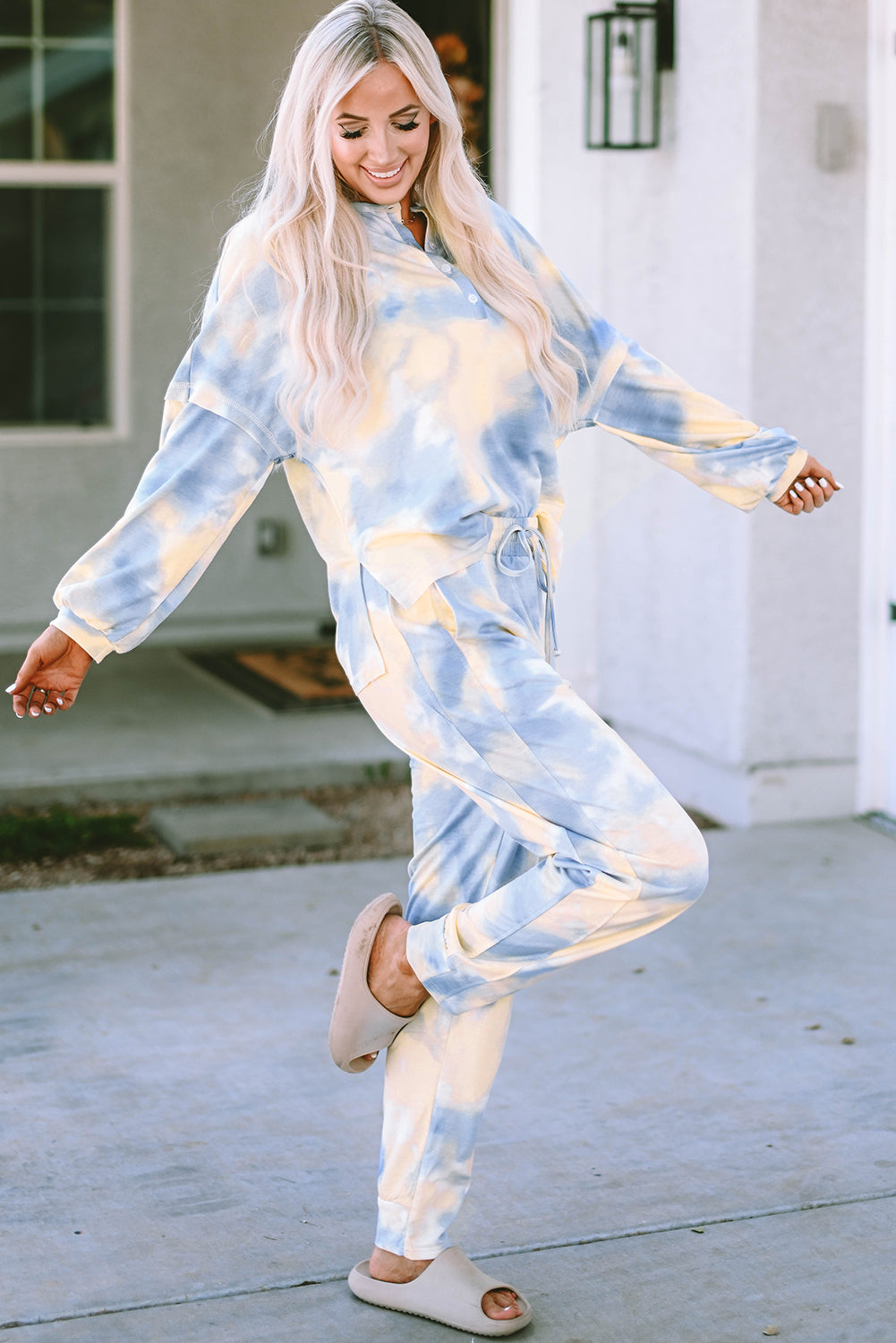 Women's Outfit Featuring Pants Top Drawcord