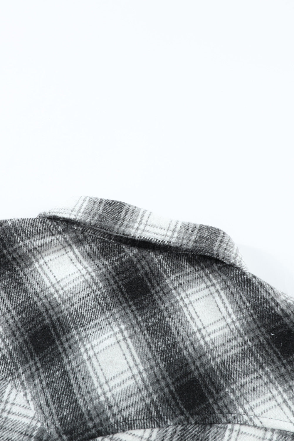 Women's Shacket Featuring Buttons Pocket-Detail Plaid