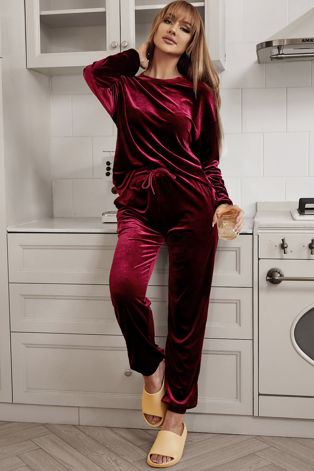 Solid Velvet 2-Piece Lounge Set in Fiery Red