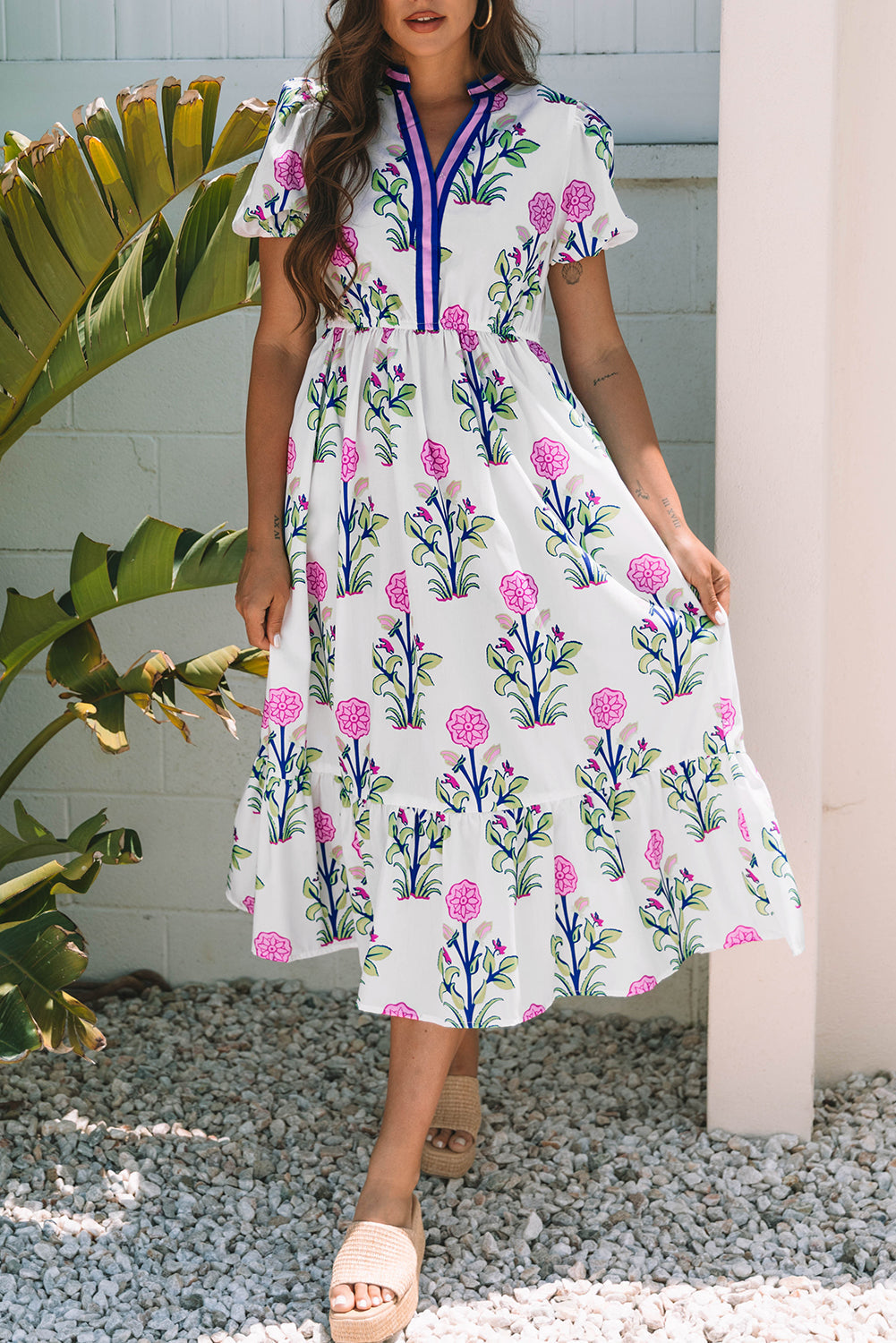 Polished Puff White Floral Short-Sleeved V-Neck Maxi Dress