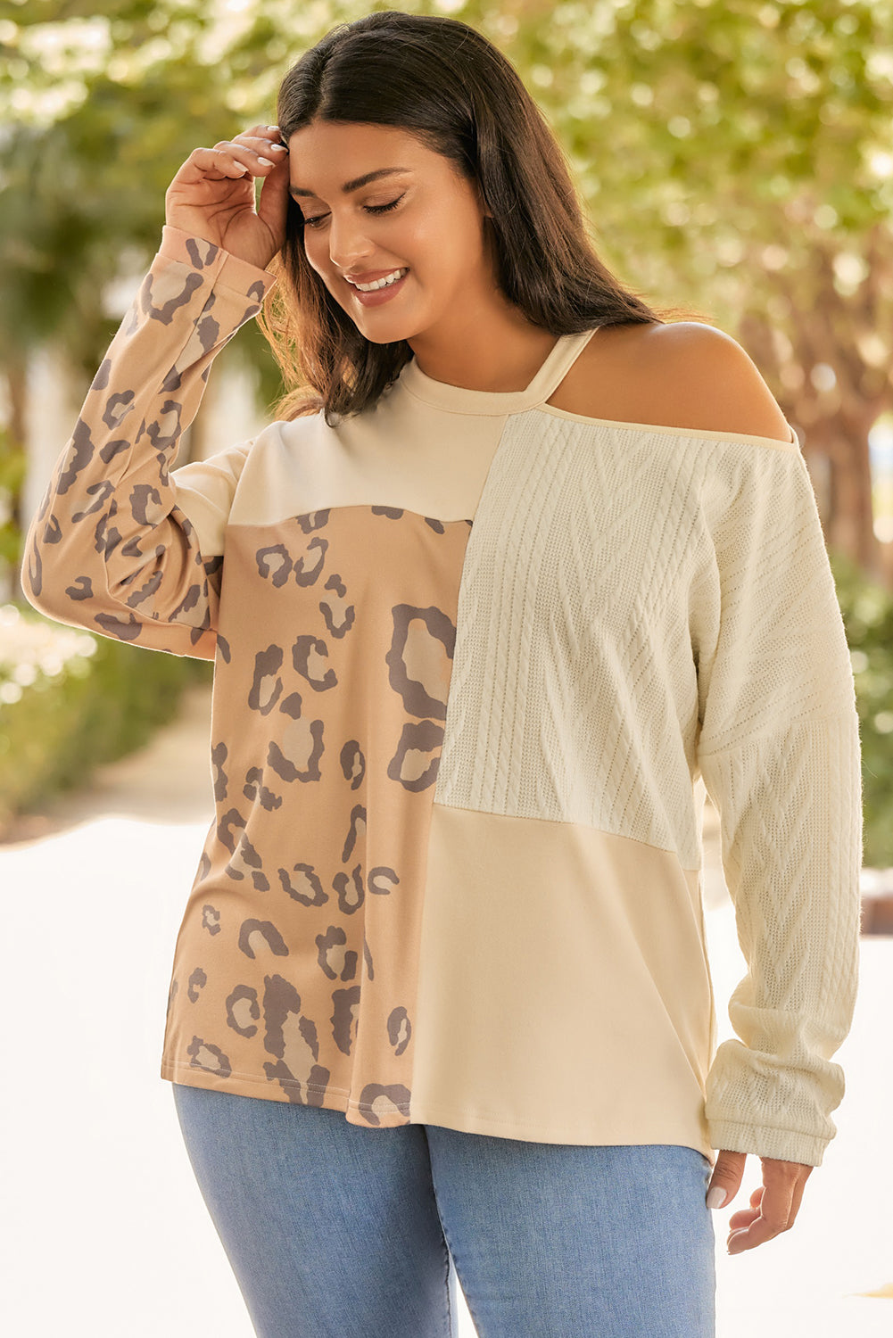 Women's Top with Mix Cutout Plus Cable Knitted