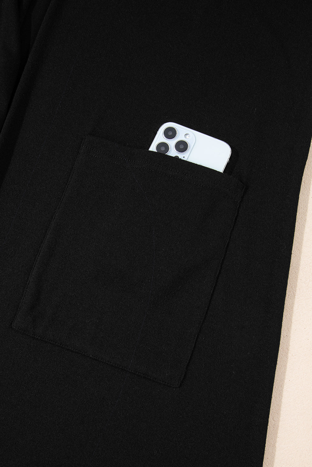 Solid Open-Front Cardigan Featuring a Pocket in Black