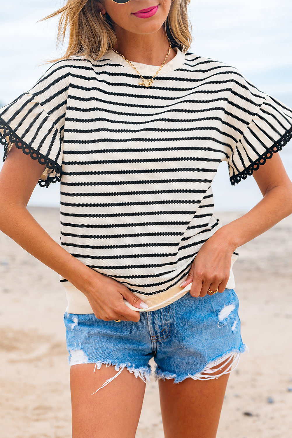 Scallop Lace Trim Ruffle Short Sleeves Crewneck Top