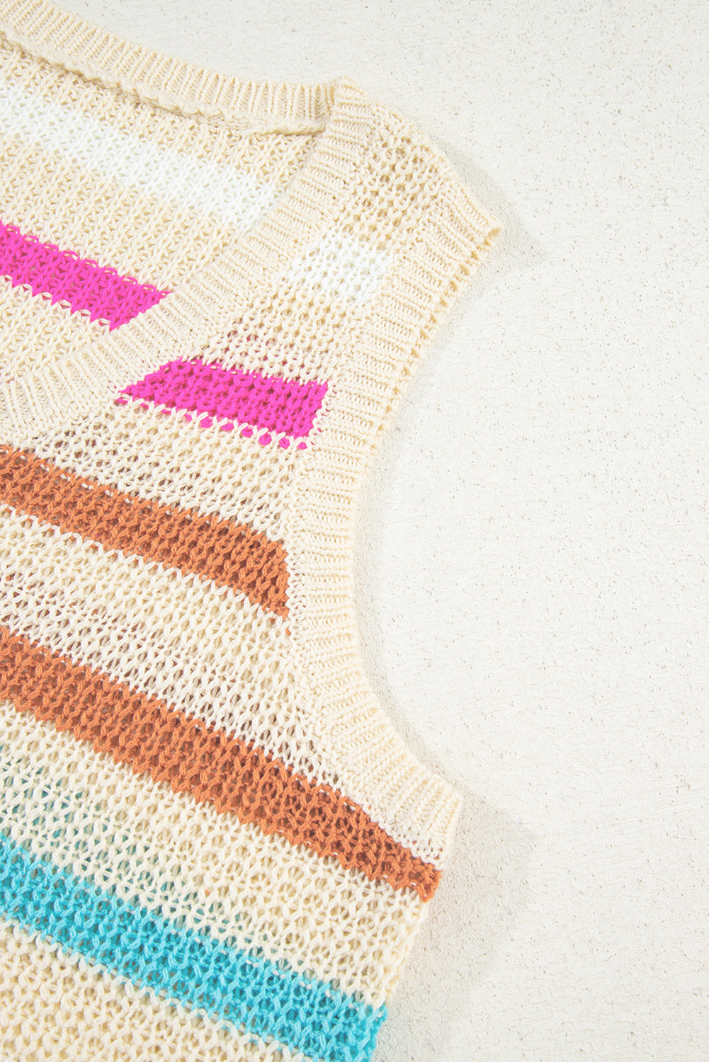 V-Neck Textured Knit Knit Top Vest