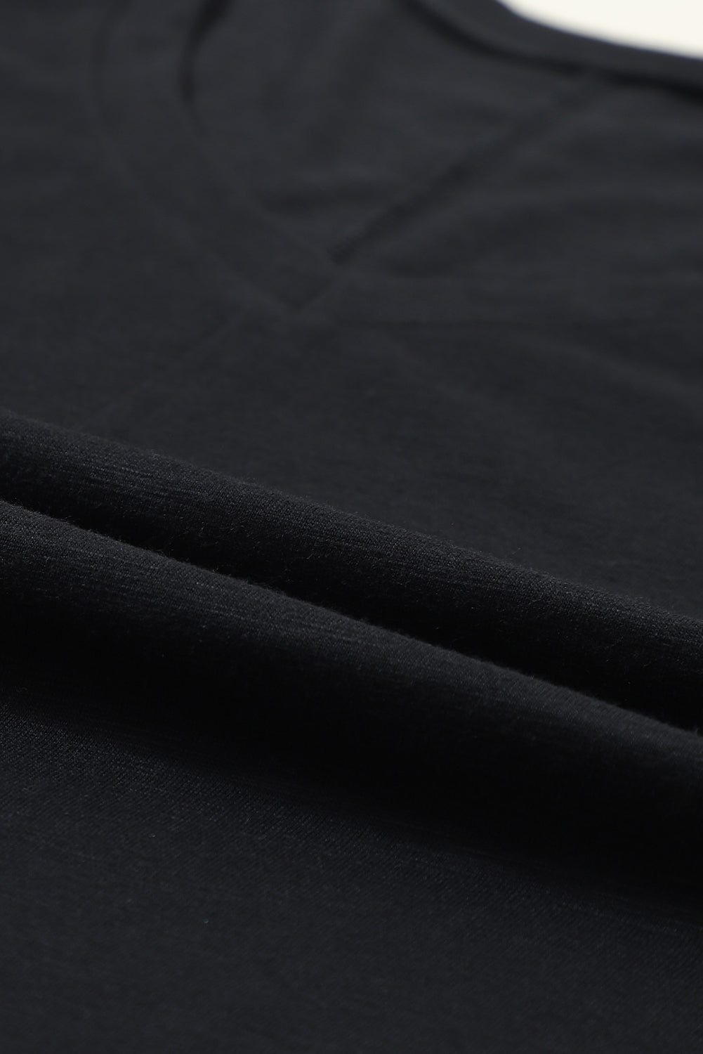 Women's Tee with V Neck Center Seam Long-Sleeve