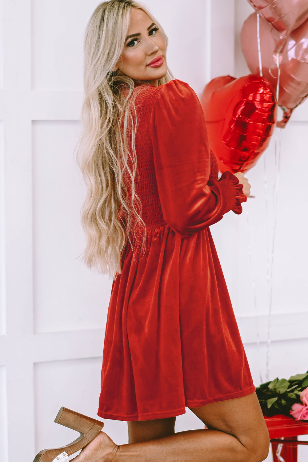 Women's Bodice Velvet Frill-Trimmed Neck Dress