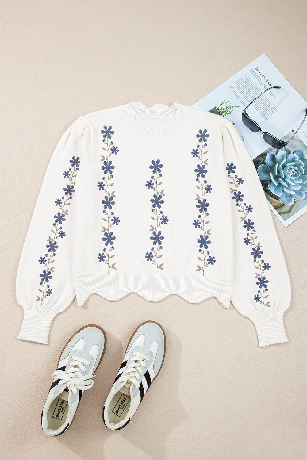 Floral Embroidered Scallop Hem Cropped Knit Top