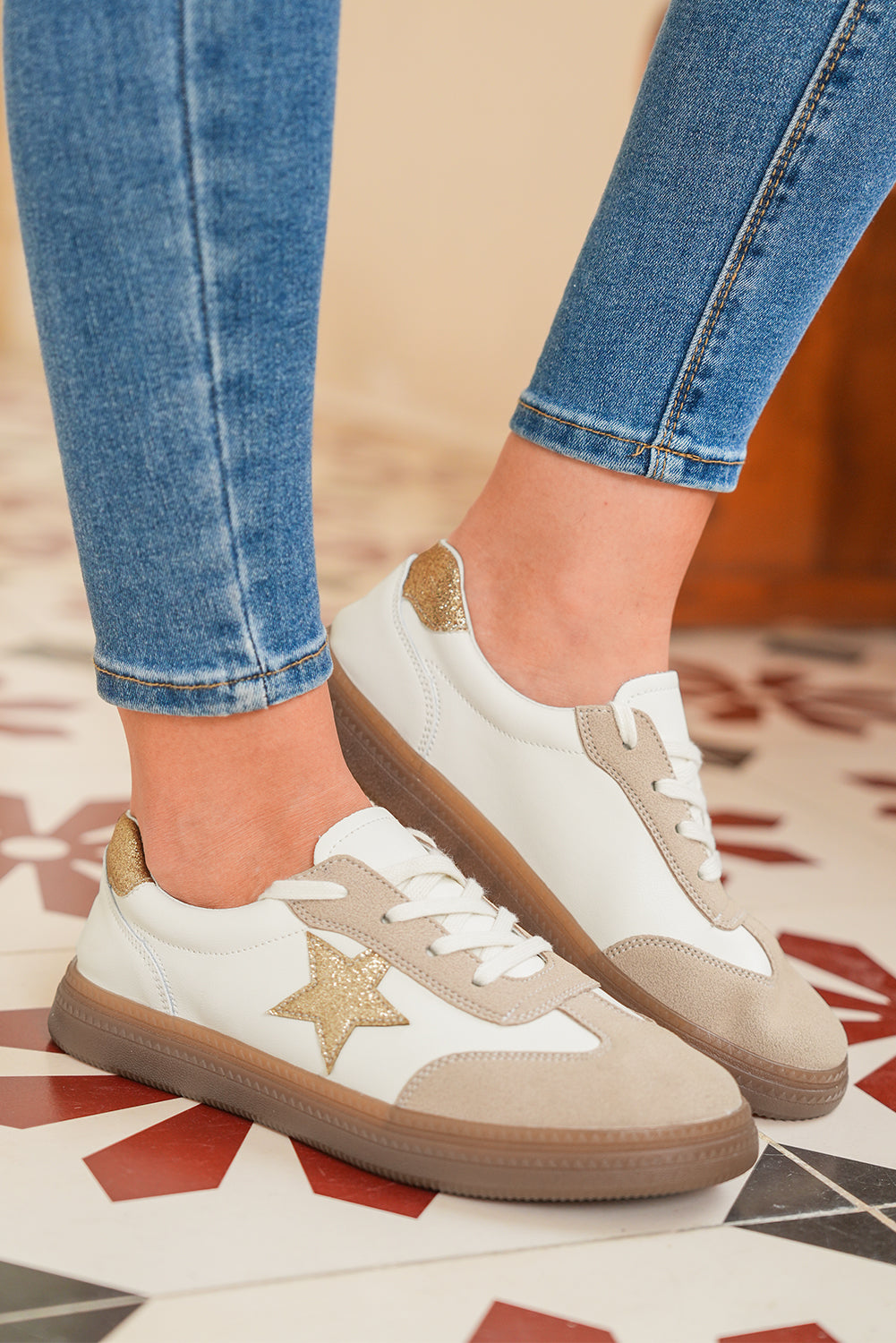 Shimmer Colorblock Star Patch Lace up Retro Flattie
