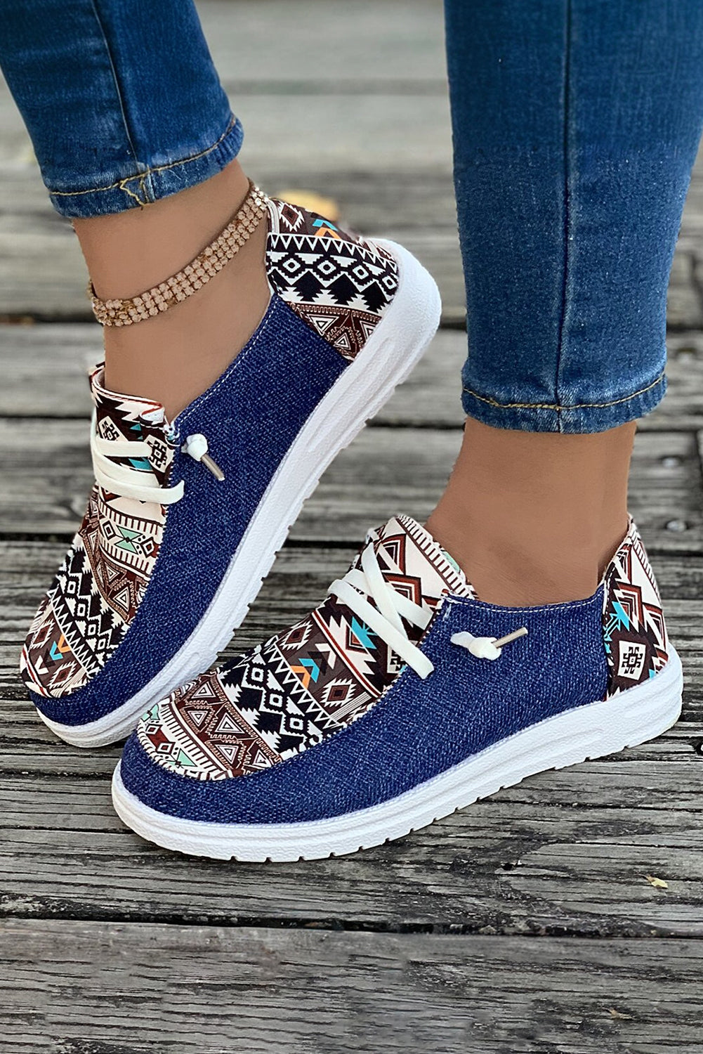 Retro Aztec Patchwork Lace-up Decor Flat Shoes