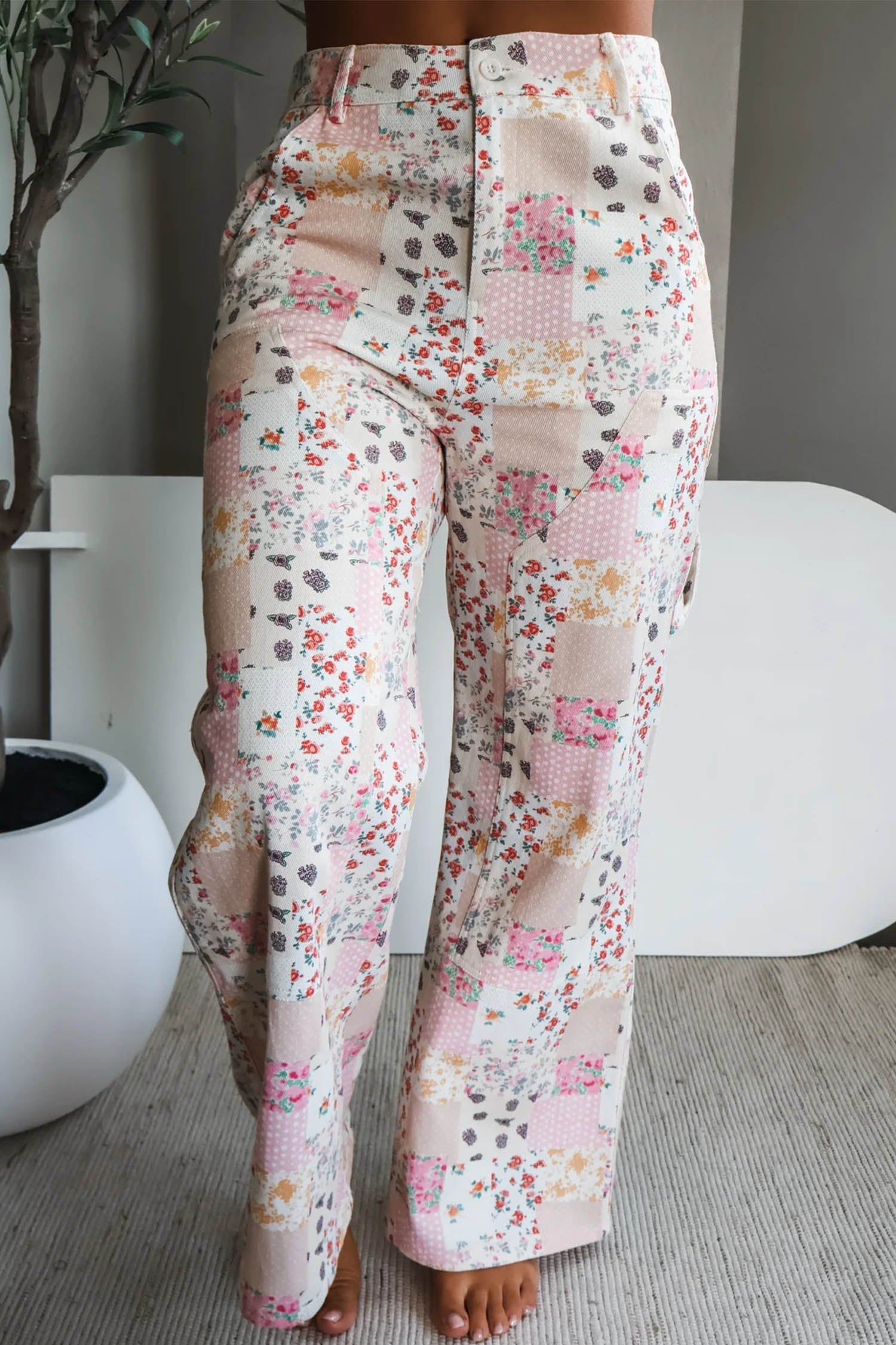Patchwork Wide-Leg Floral Wide-Leg Full Length Jeans in Pink