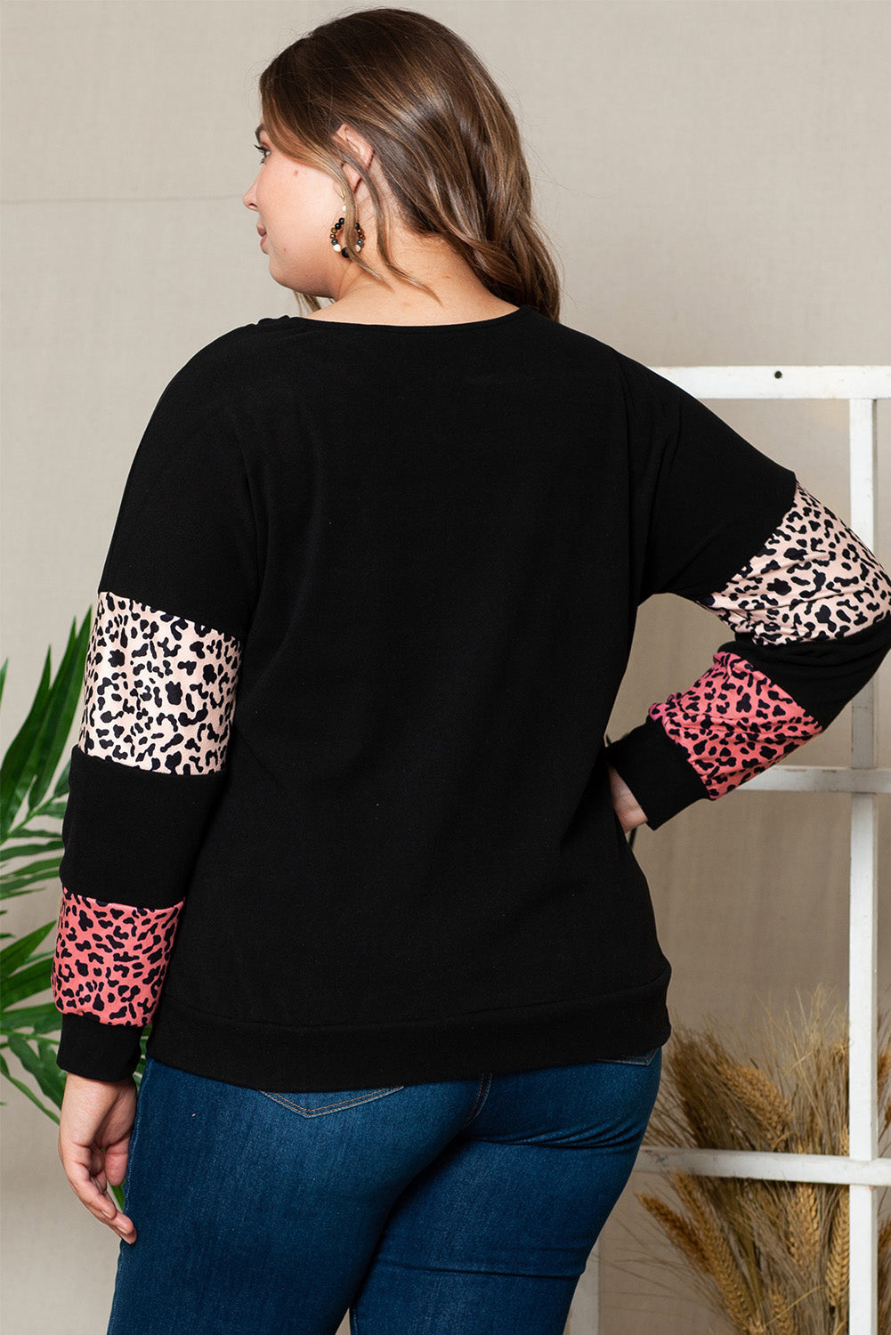 Women's Top Featuring Plus Size Leopard-Print Patchwork Strappy Neck