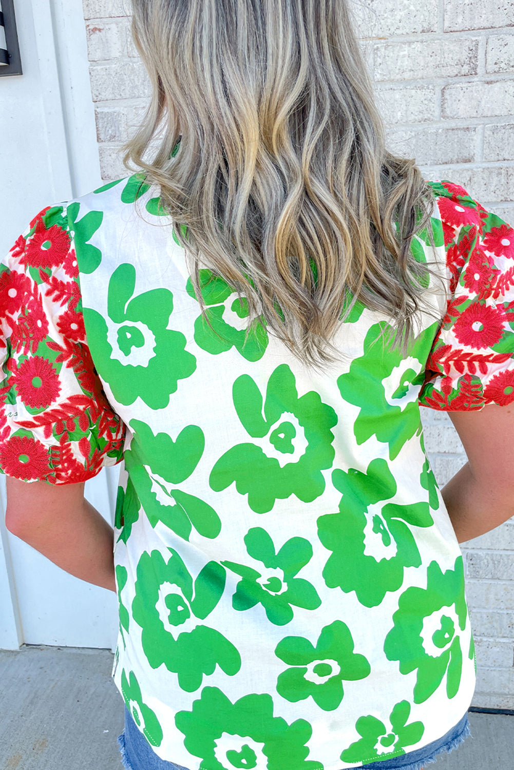 Green Contrast Embroidered Floral Blouse