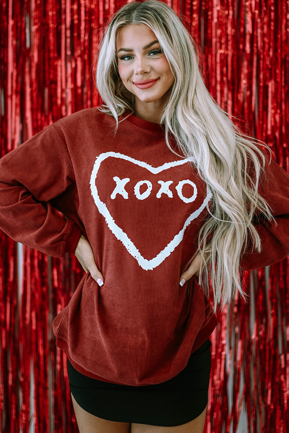 Sweat-shirt filaire à motif en forme de coeur XOXO