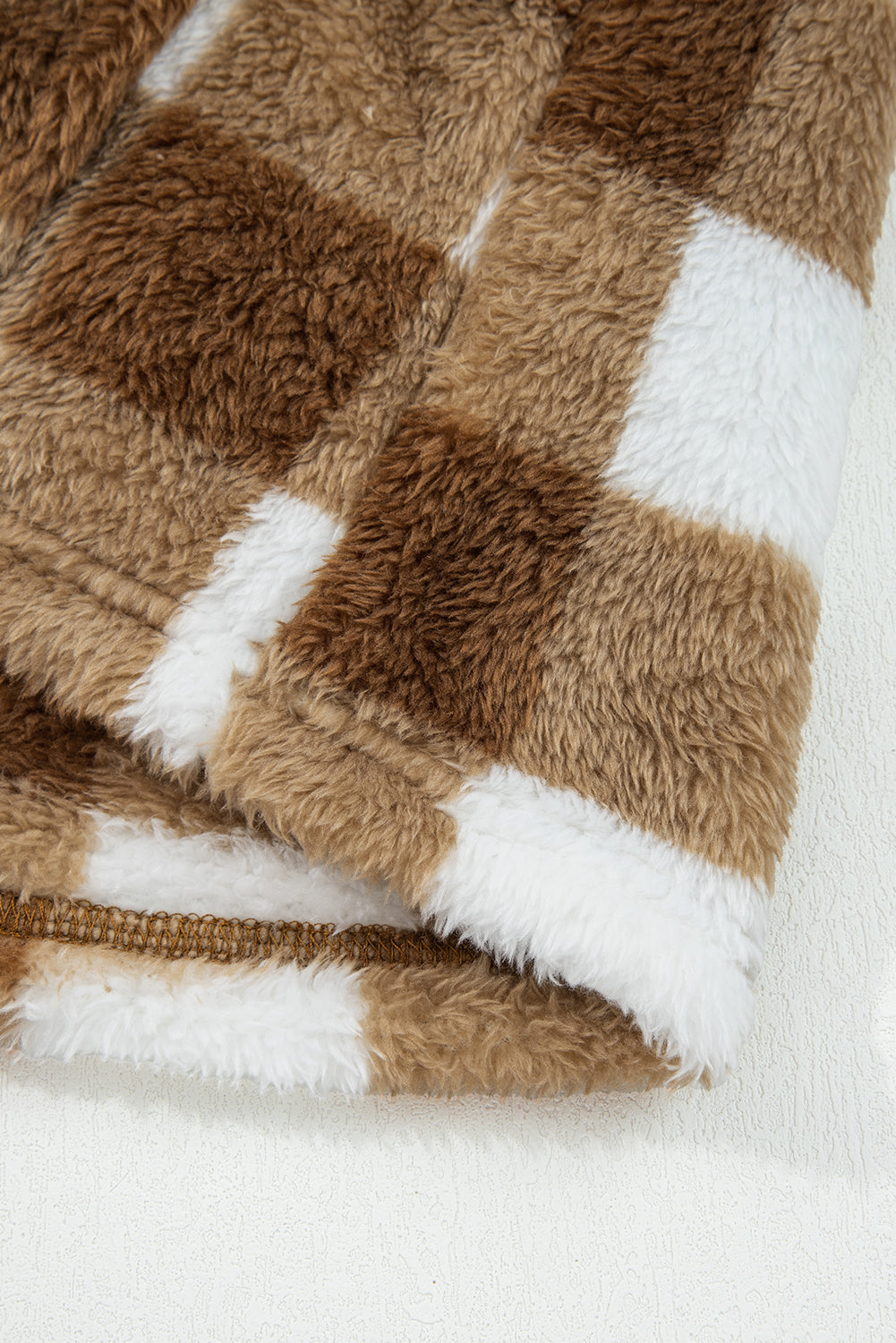 Sherpa Loose Checkered Loose Knit Cardigan Featuring Pockets in Brown