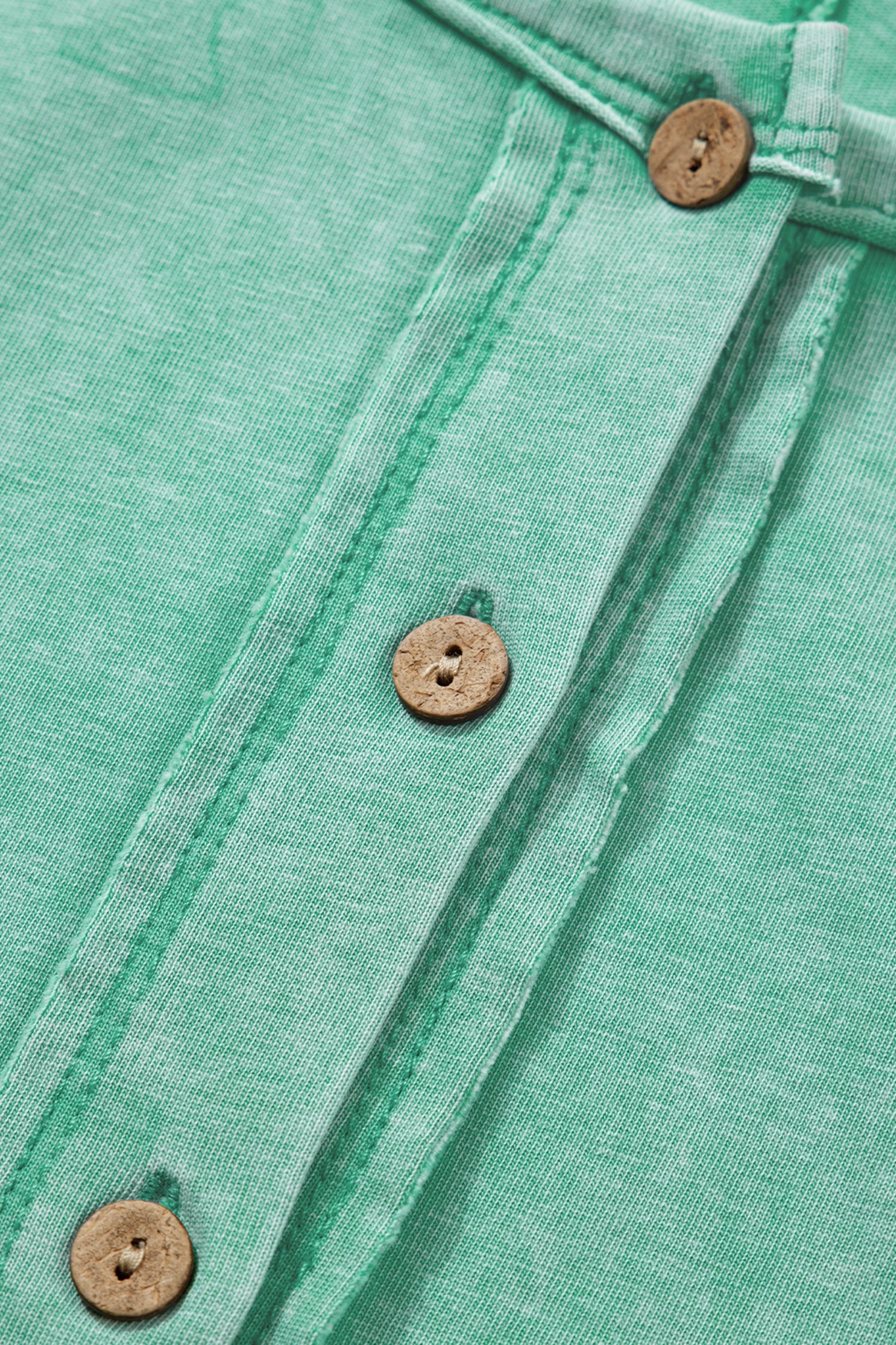 Raw Sleeve Seam Raglan Mineral Wash T Shirt in Green