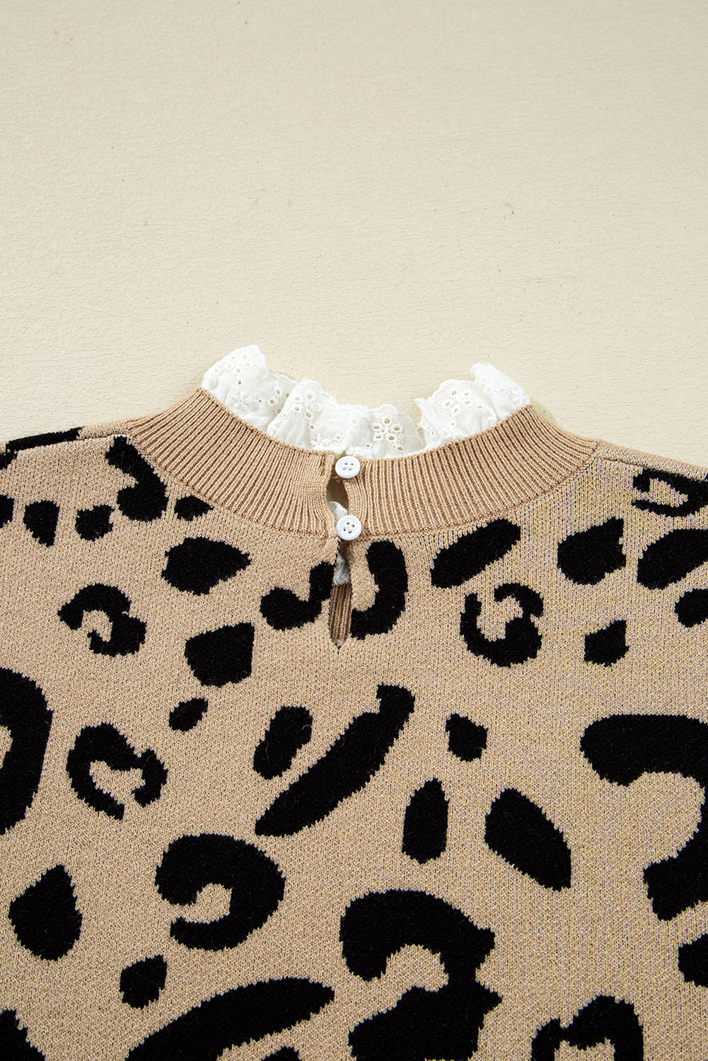 Pattern Lace Leopard Lace Rib-Knit Detail Button Cuffed Knit Top