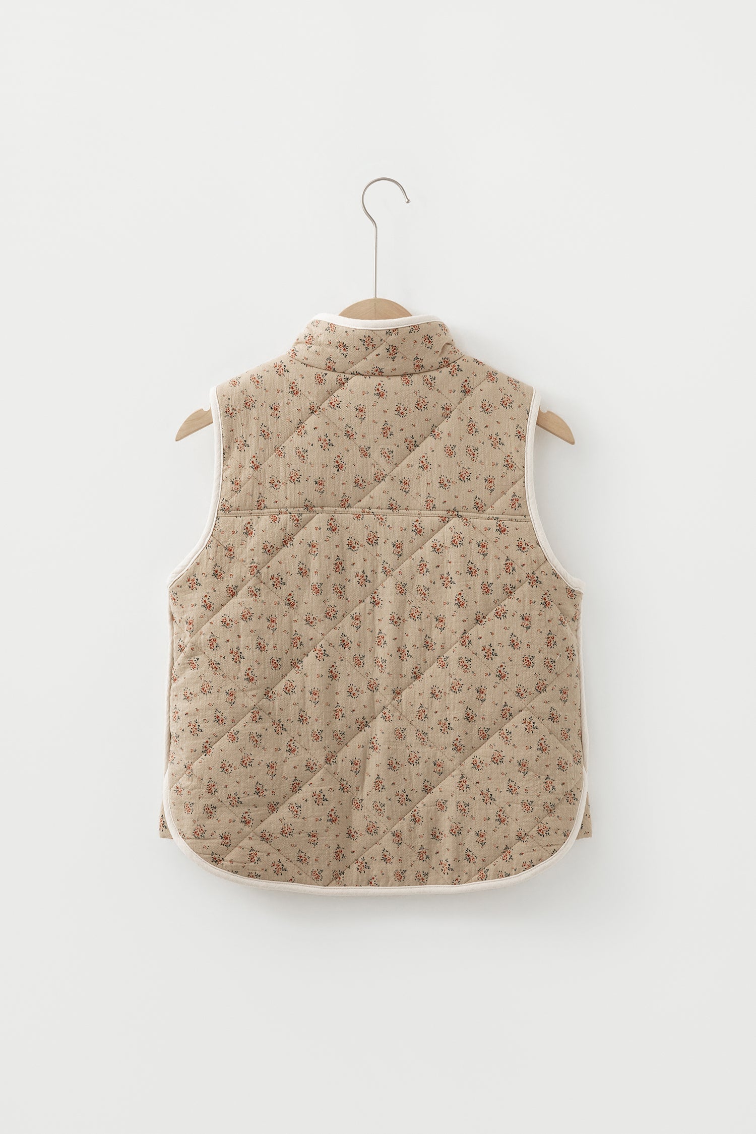 Concealed Floral-Print Quilted Button Vest in Khaki
