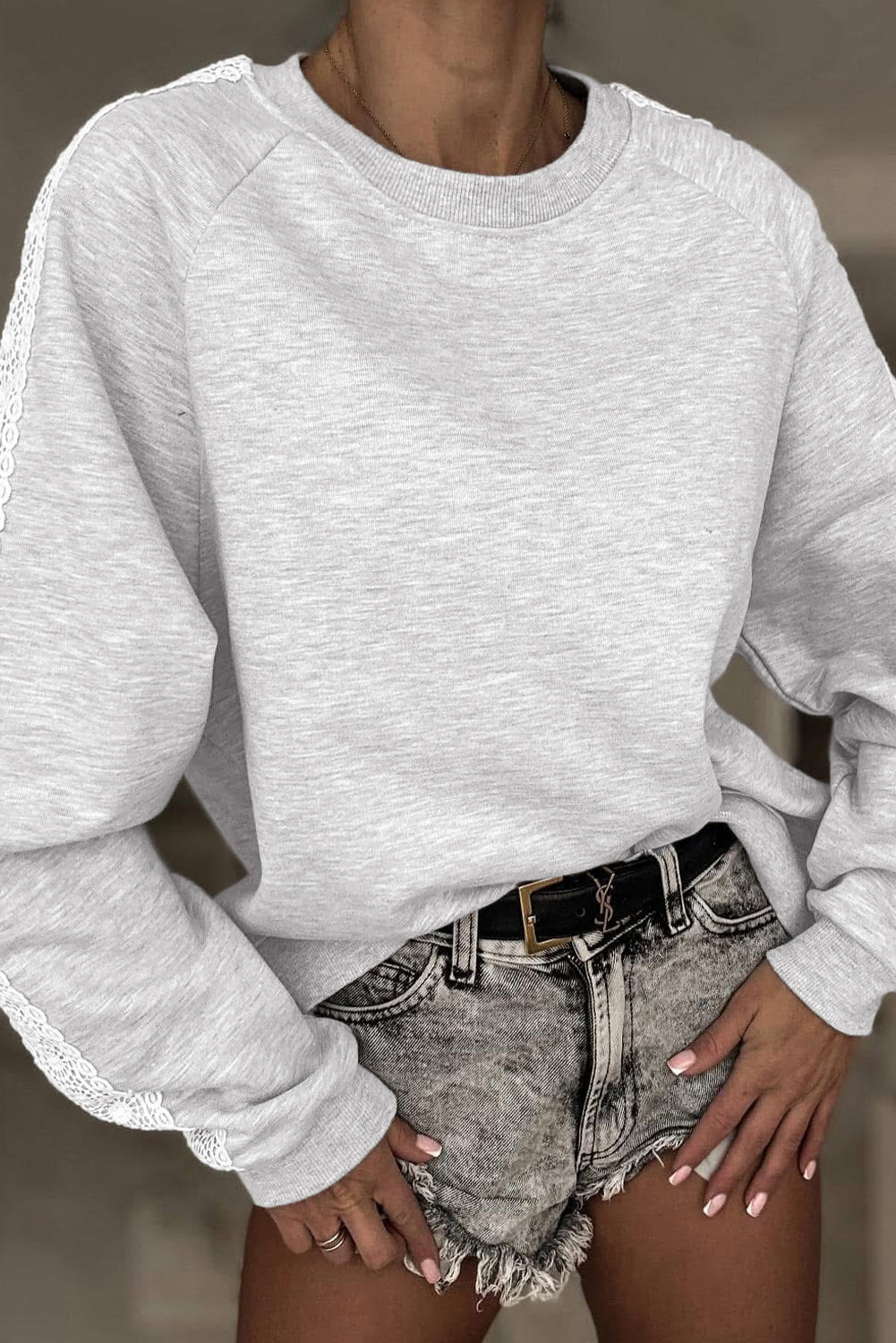 Lace Sleeve Patchwork Raglan Crew-Neck Sweatshirt