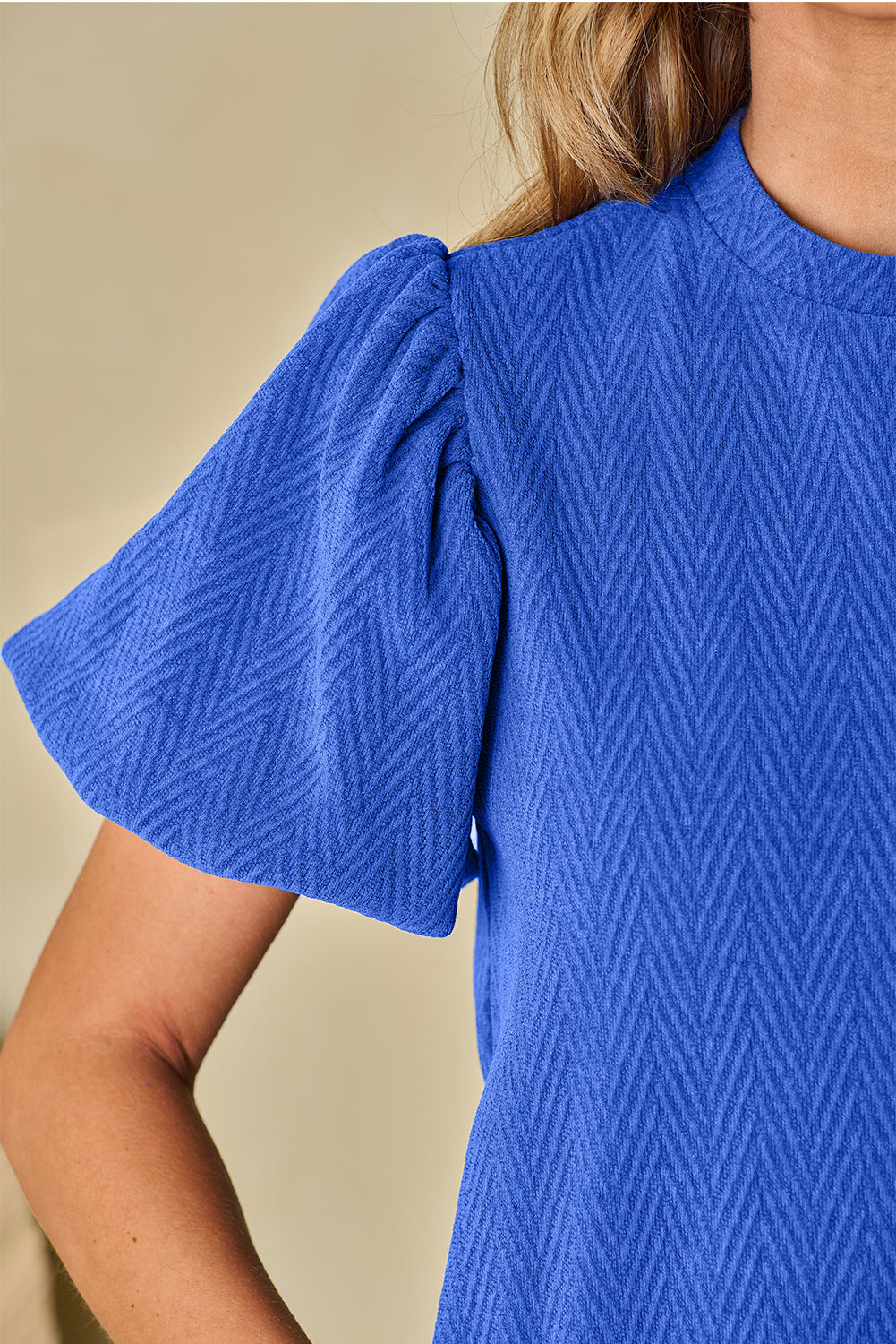 Women's Blouse Featuring Balloon Sleeve Mock Neck