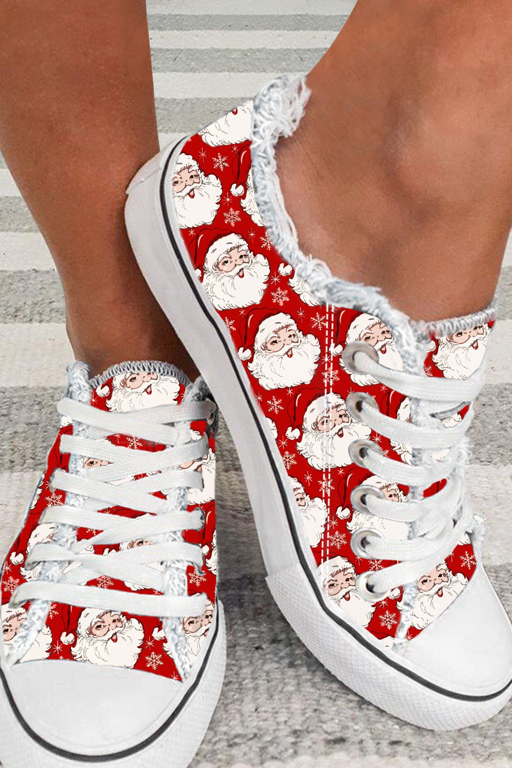Snowflake Santa Claus Print Flat Canvas Shoes