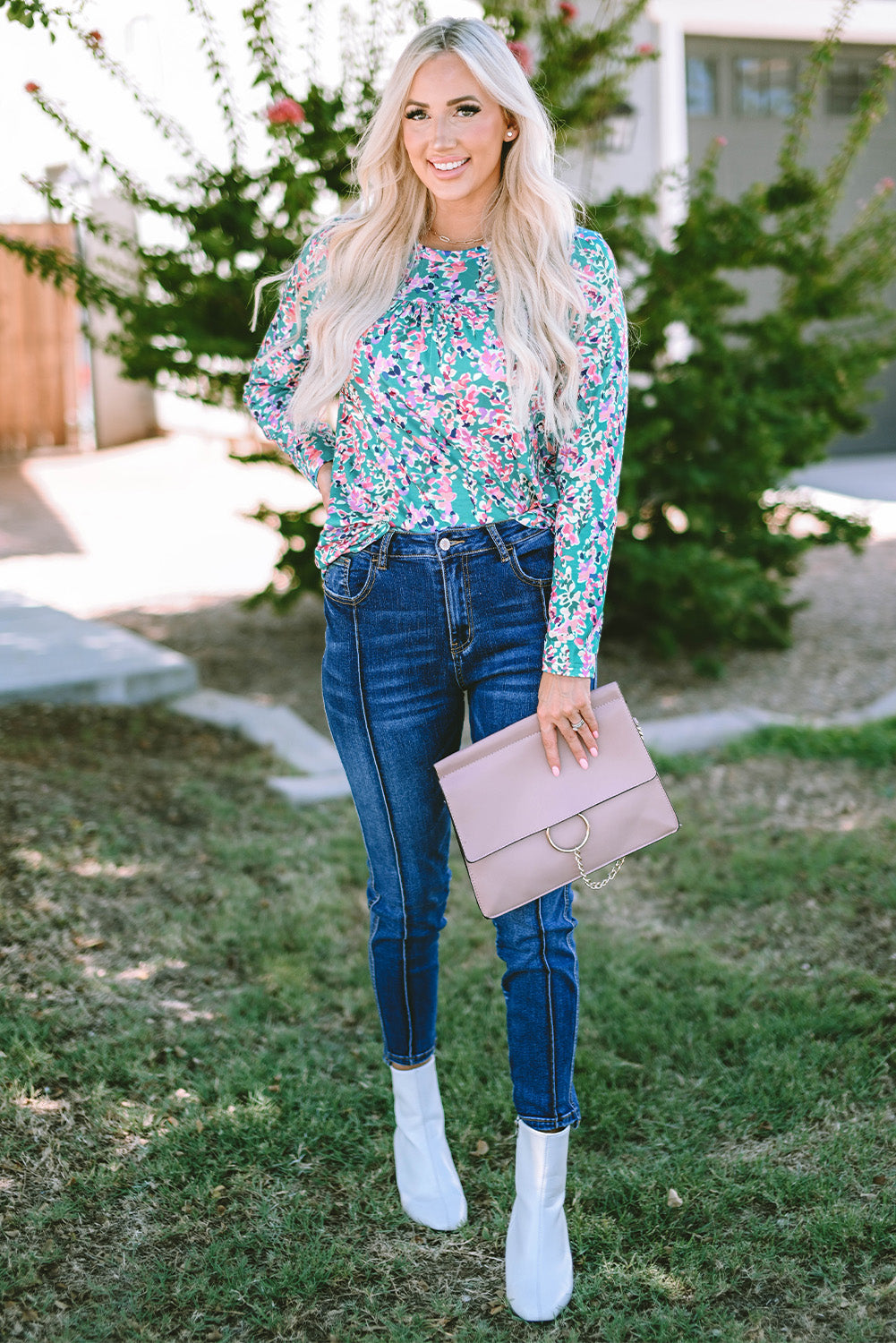 Blouse Fleurie Plissée À Col Rond Et À Manches Longues