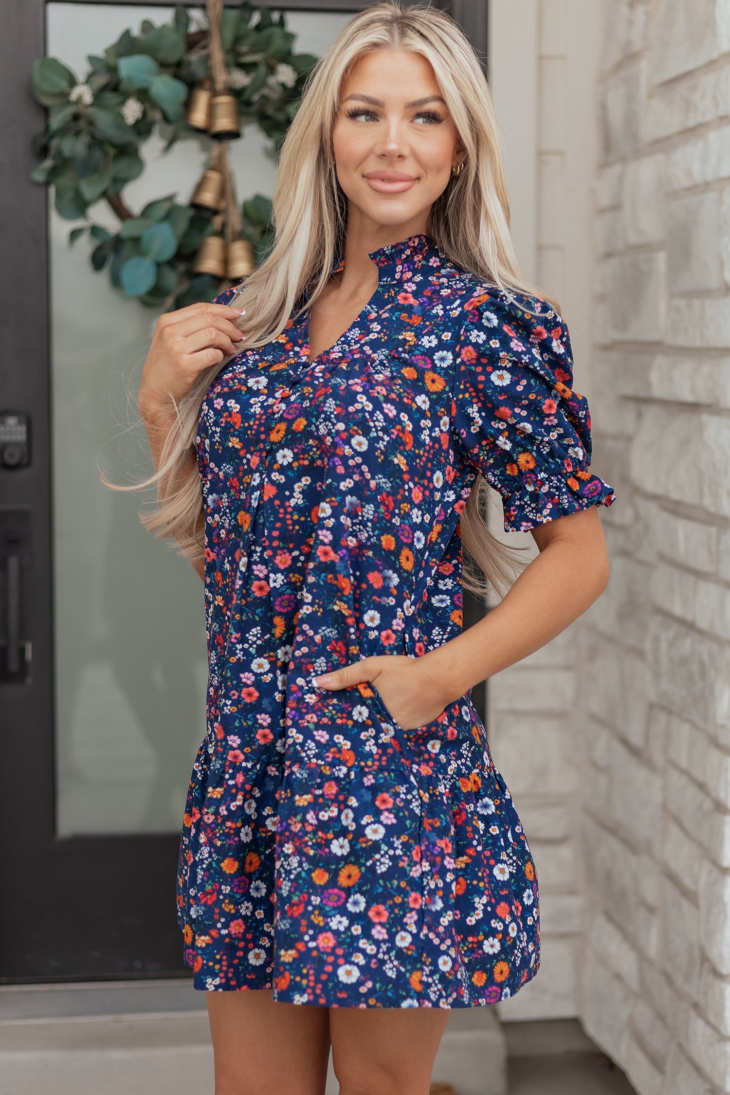 Floral Wild Daisy Split Neck Short Puff Sleeve Mini Dress in Blue