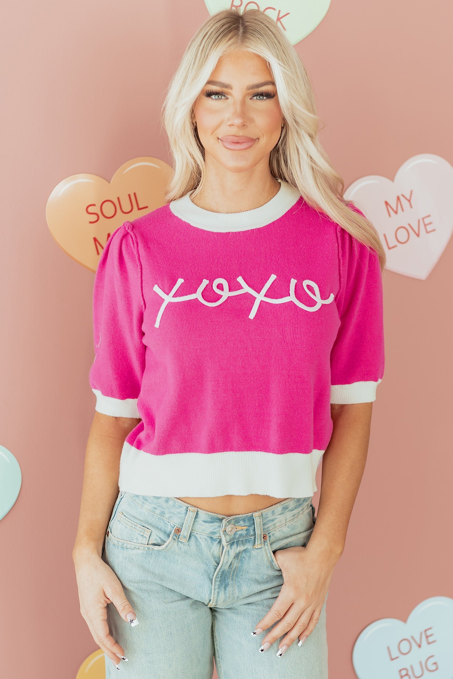 Graphic XOXO Embroidered Valentines Contrast Trim Crew-Neck Short Puff Sleeve Knit Top Tee