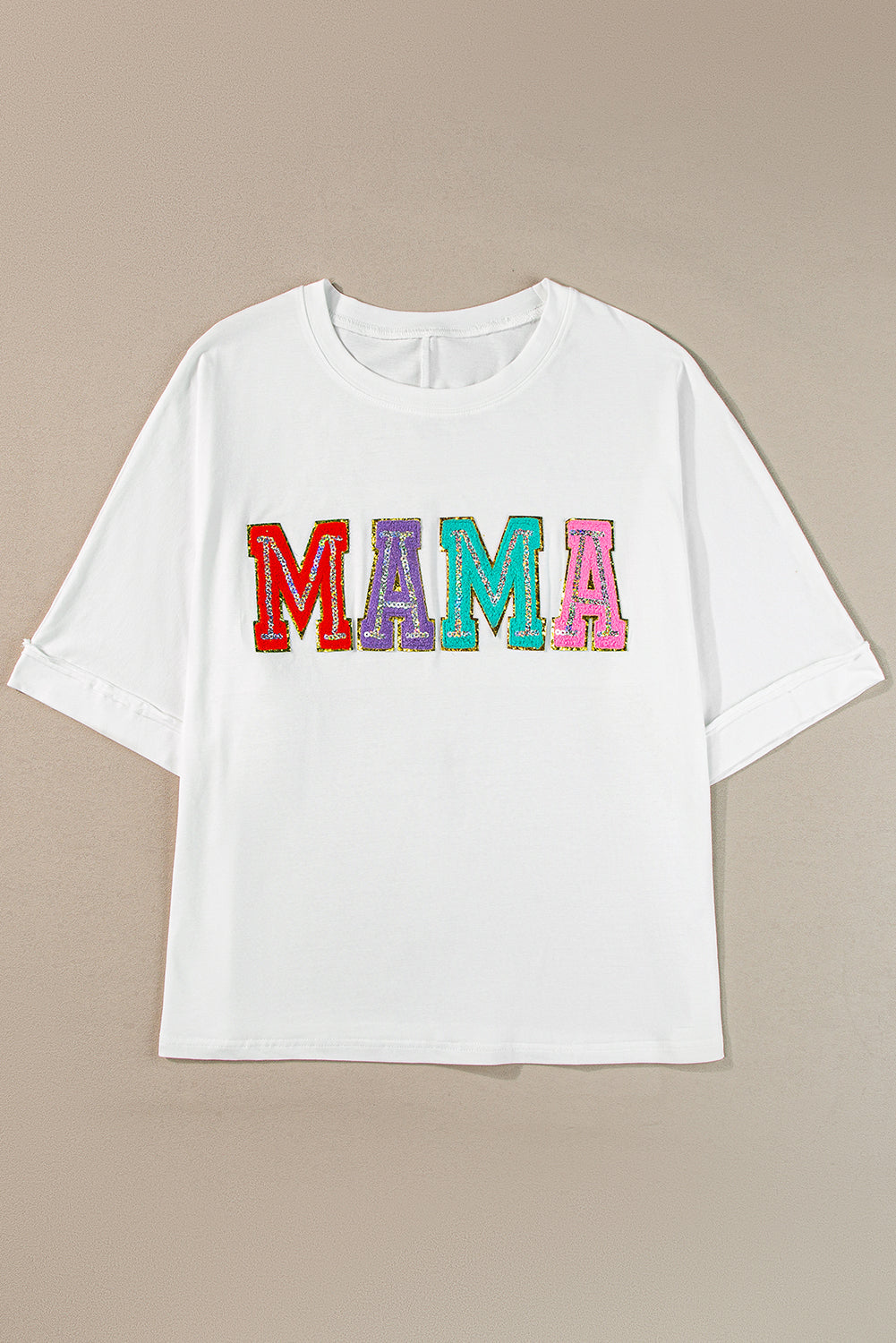 T-shirt blanc à col rond et patchs en chenille MAMA