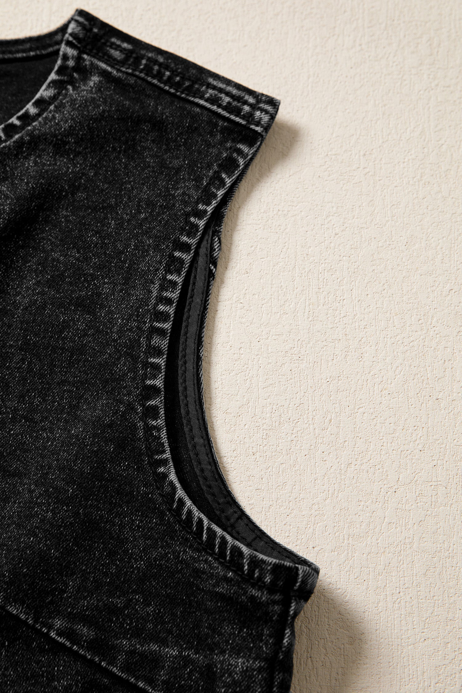 Button-Front Vest Slit Denim in Black