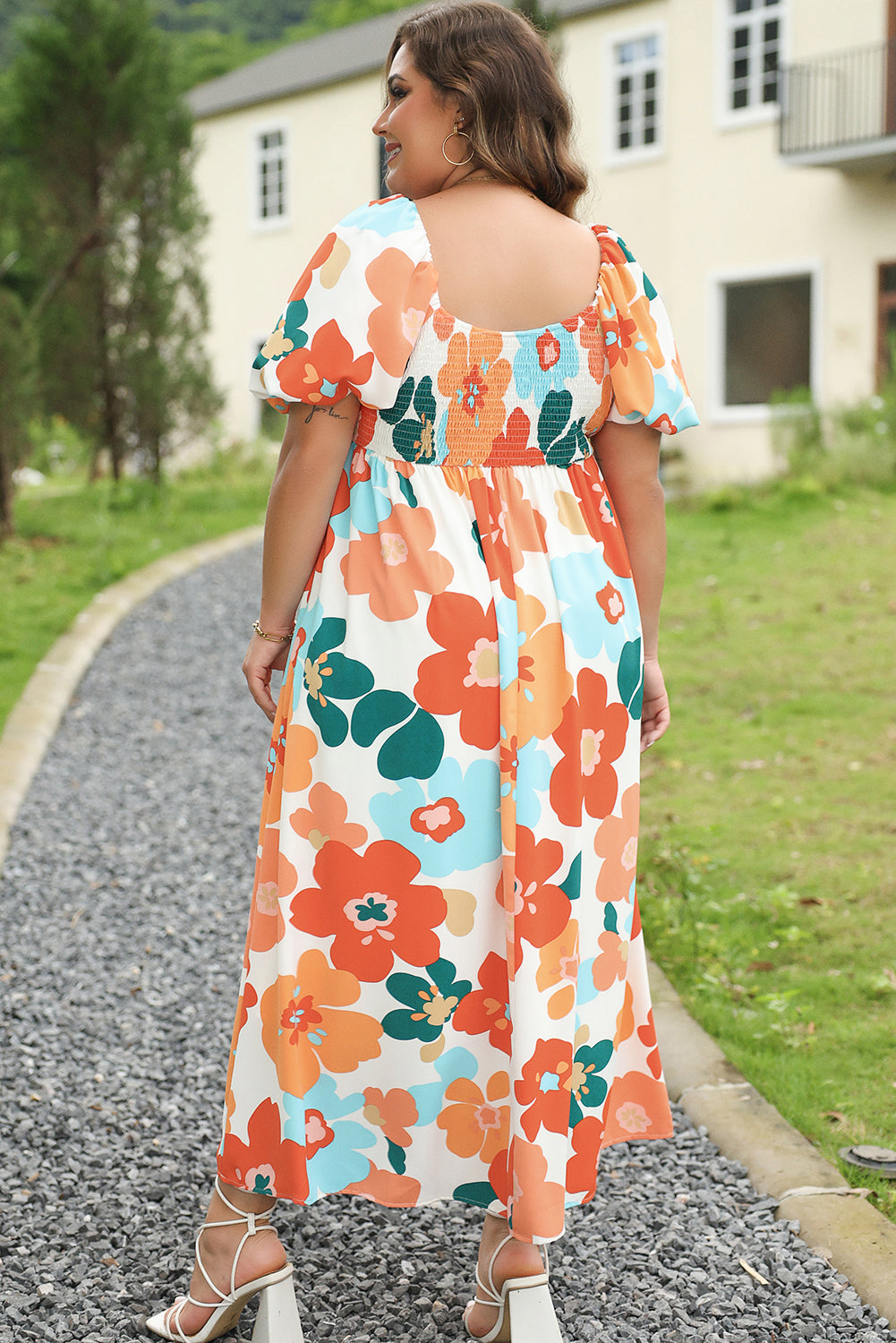 Robe Maxi Froncée à Fleurs de Grande Taille