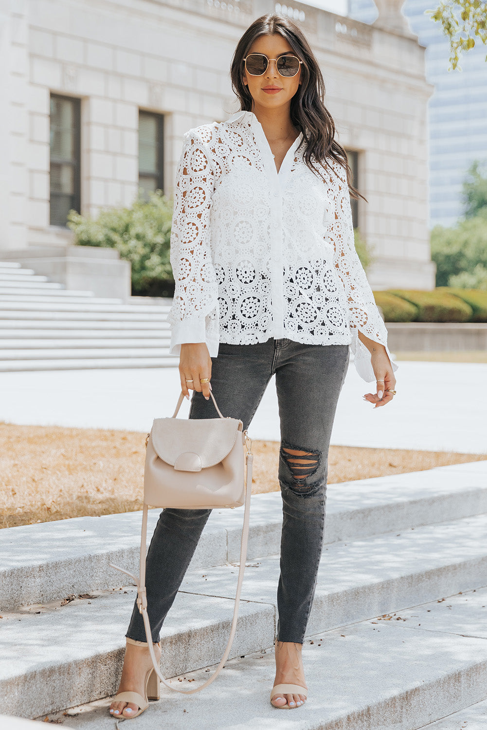 Chemise à col rabattu ajourée en dentelle au crochet