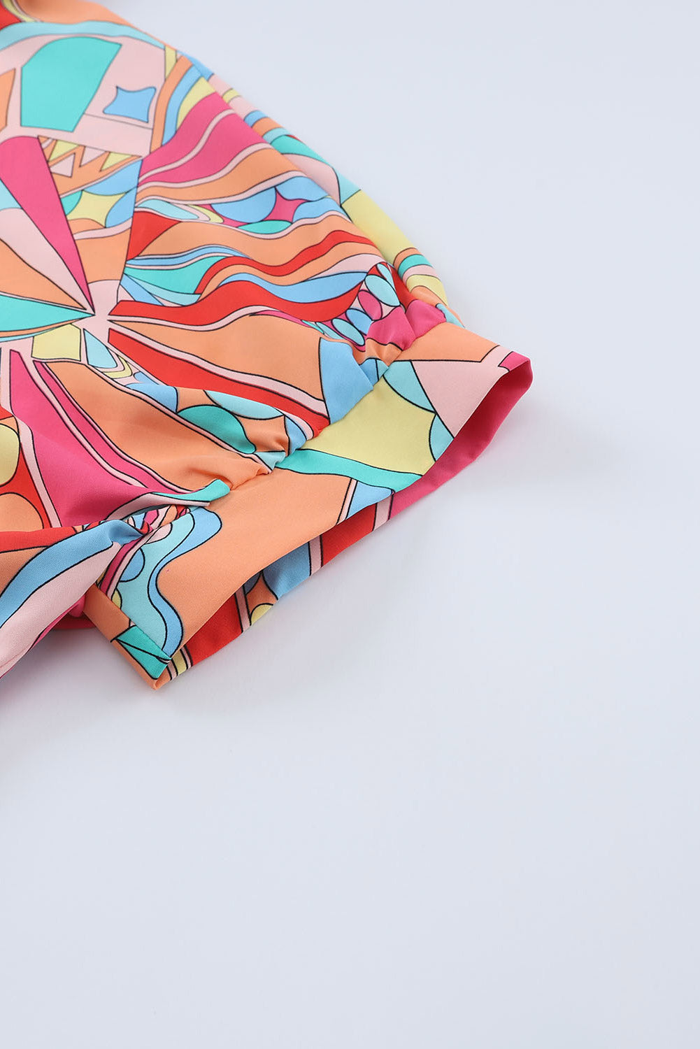 Women's Shirt Featuring Loose Abstract Half Balloon Sleeve